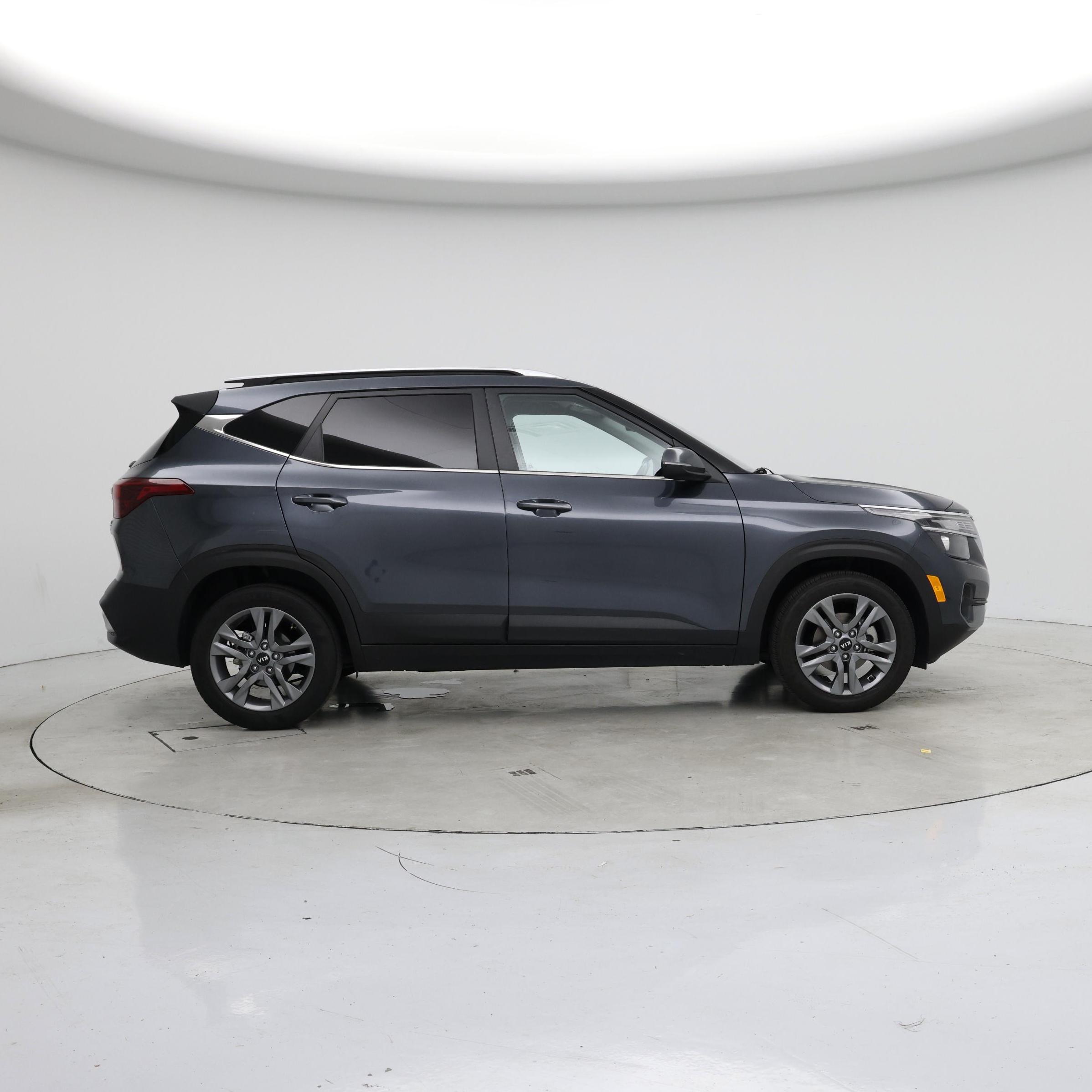Thumbnail: 2021 Kia Seltos - 7