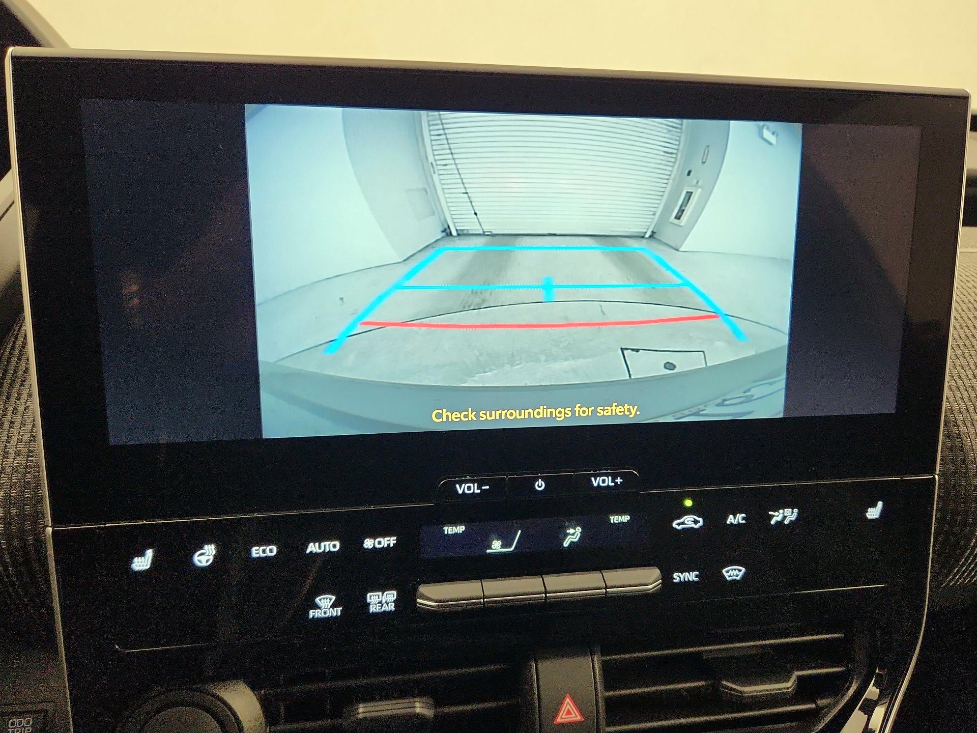 Thumbnail: 2024 Toyota bZ4X - 14