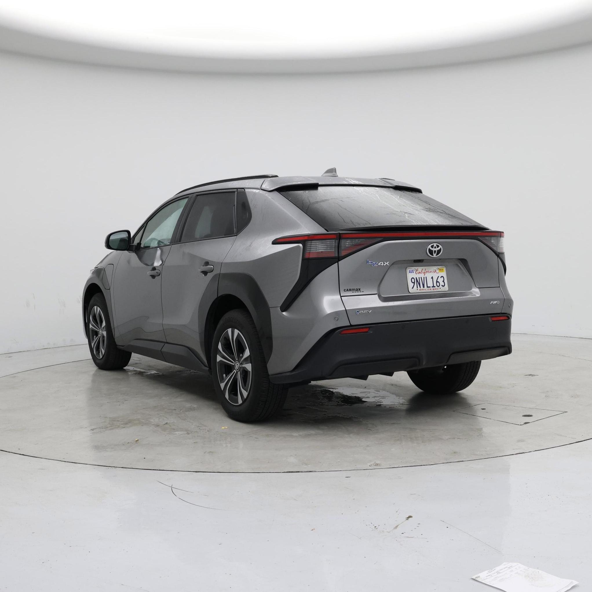 Thumbnail: 2024 Toyota bZ4X - 2