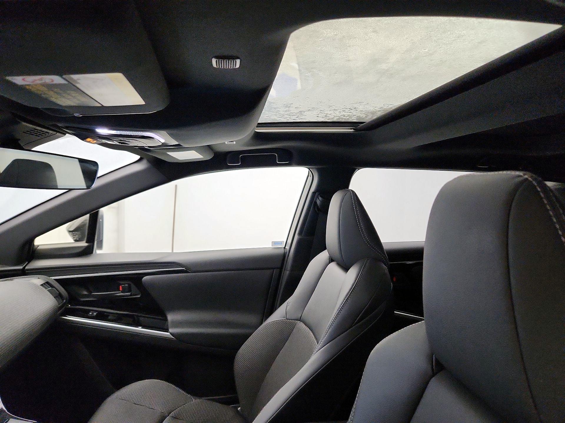 Thumbnail: 2024 Toyota bZ4X - 19