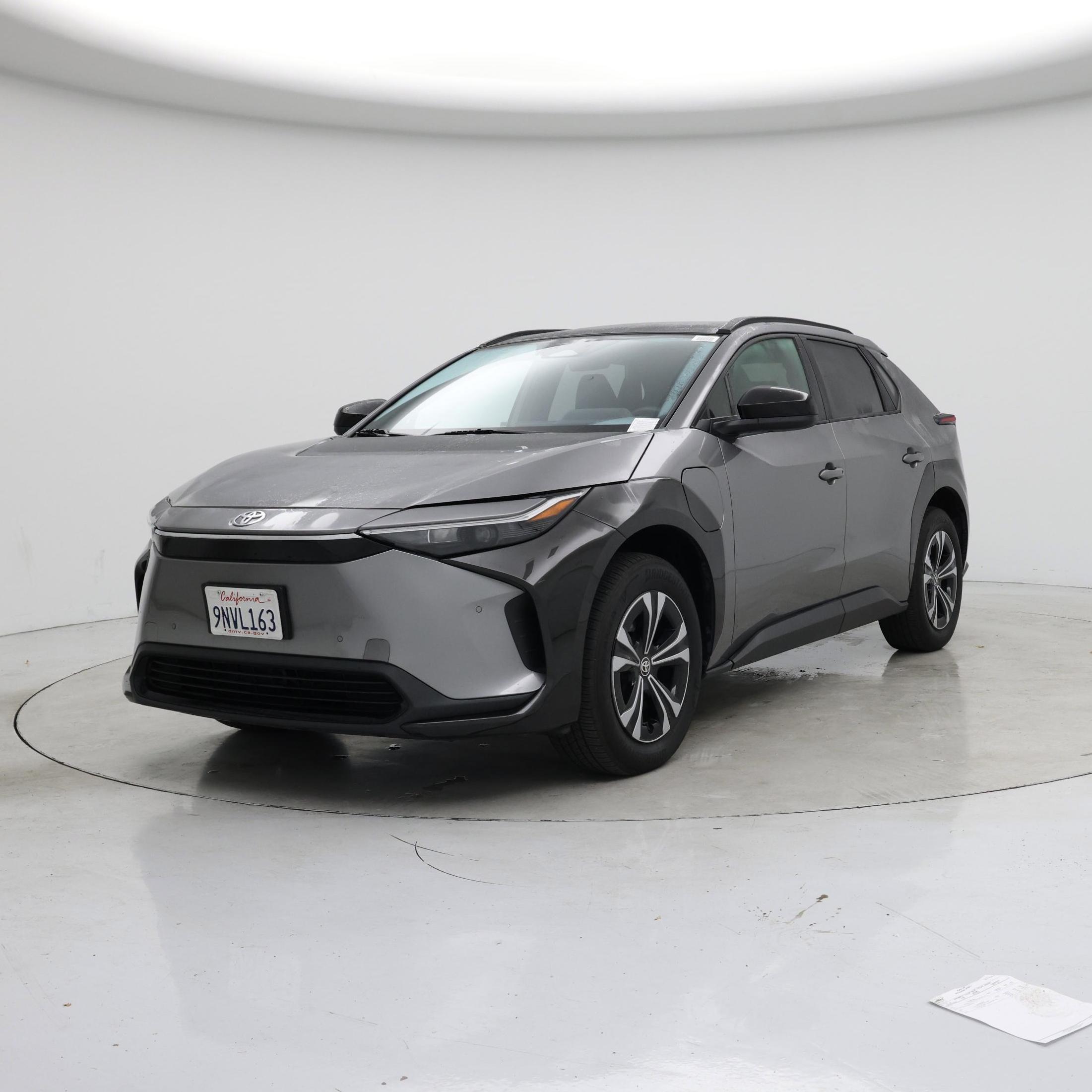 Thumbnail: 2024 Toyota bZ4X - 4