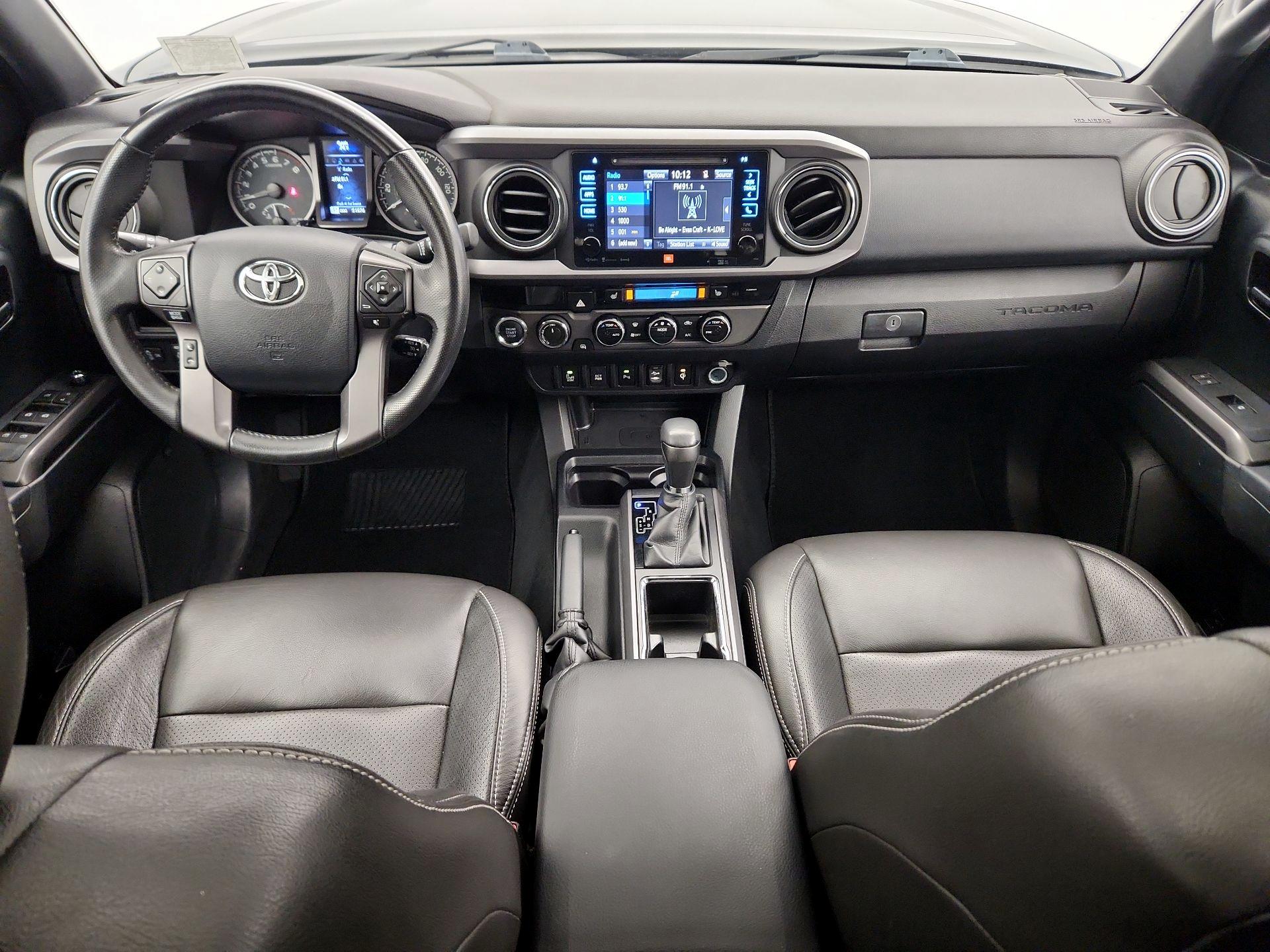 Thumbnail: 2017 Toyota Tacoma - 9