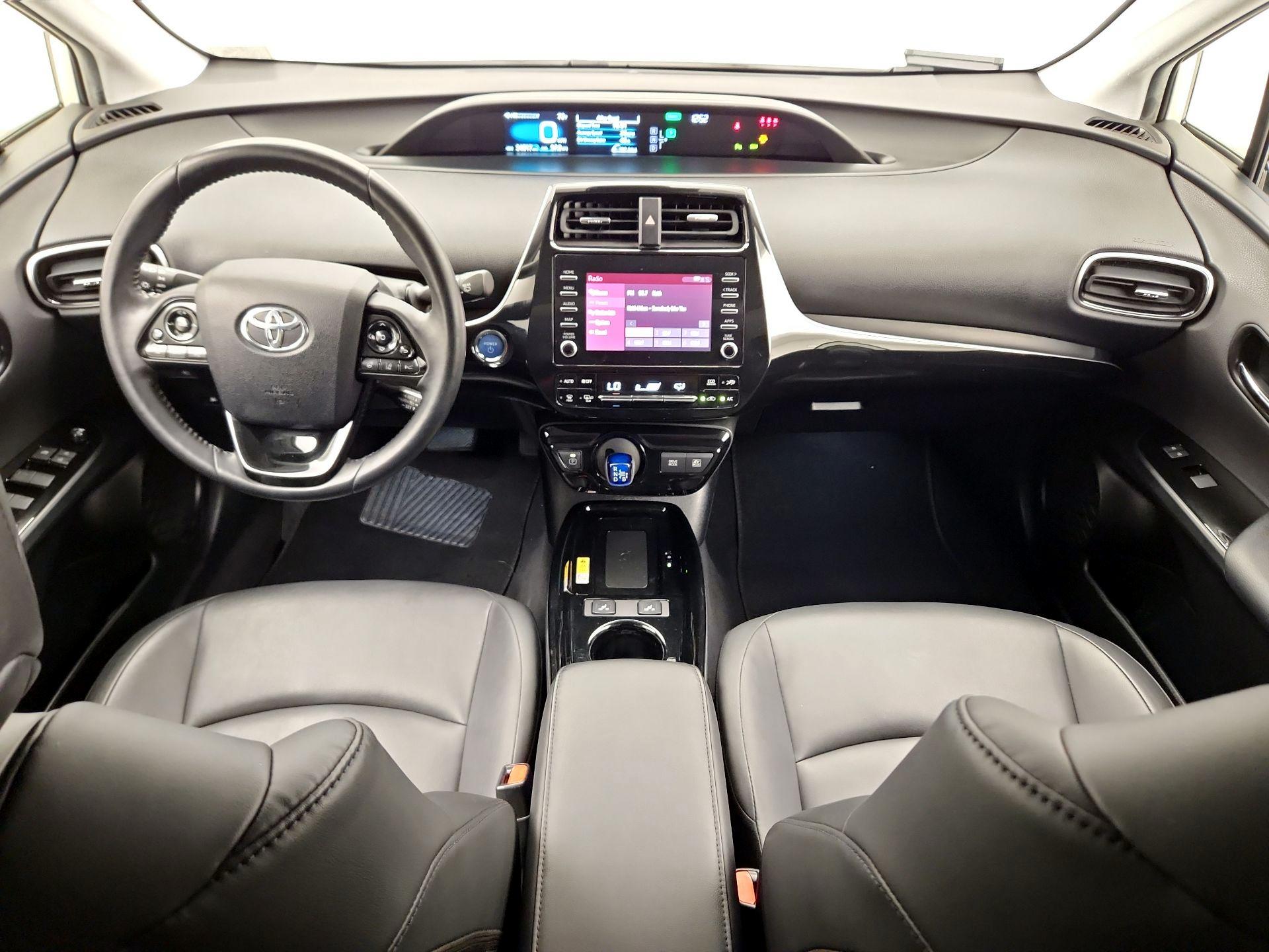 Thumbnail: 2020 Toyota Prius - 9