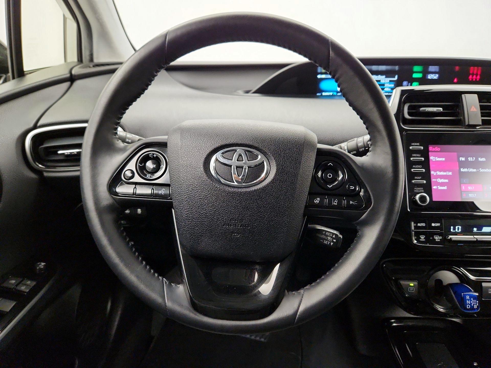 Thumbnail: 2020 Toyota Prius - 10