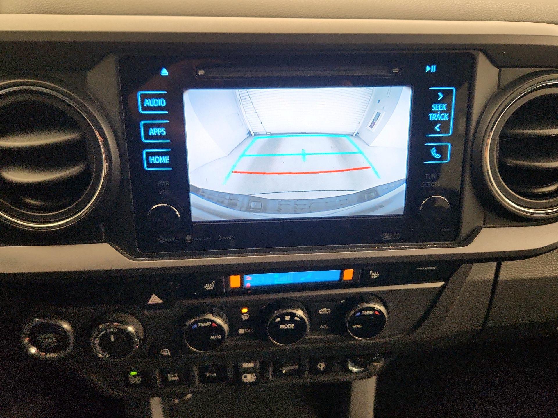 Thumbnail: 2018 Toyota Tacoma - 14