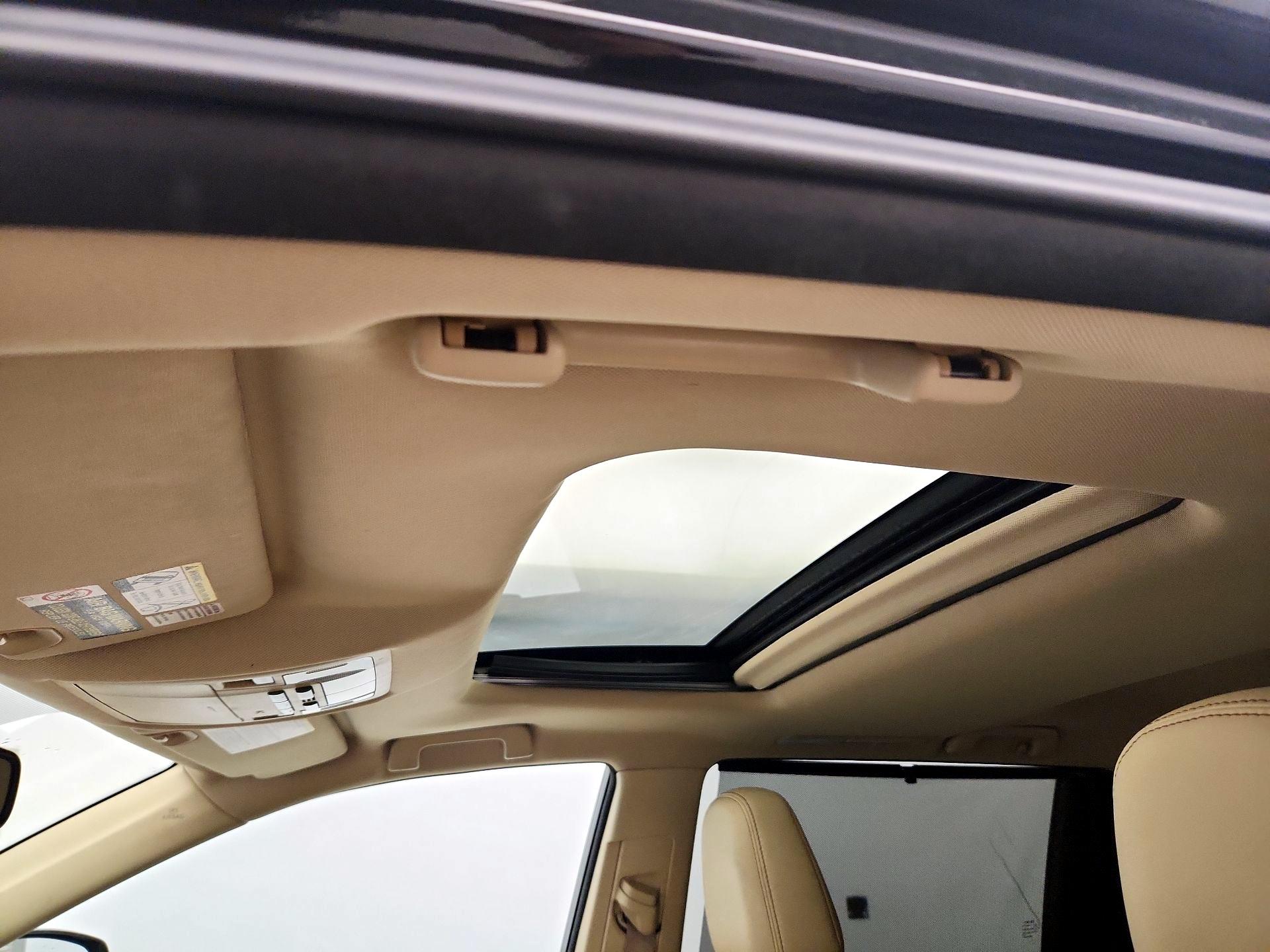 Thumbnail: 2014 Toyota Highlander - 19