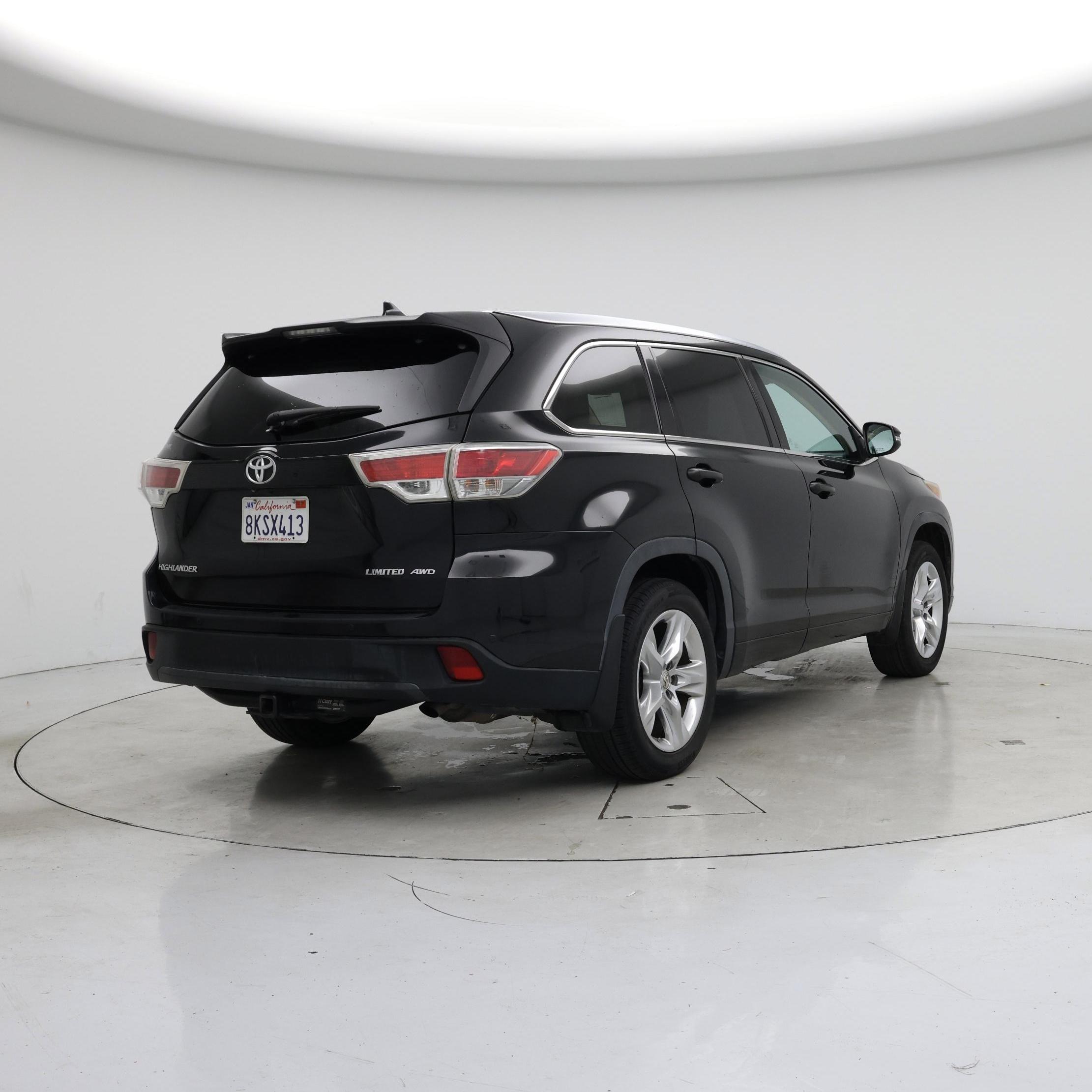 Thumbnail: 2014 Toyota Highlander - 8