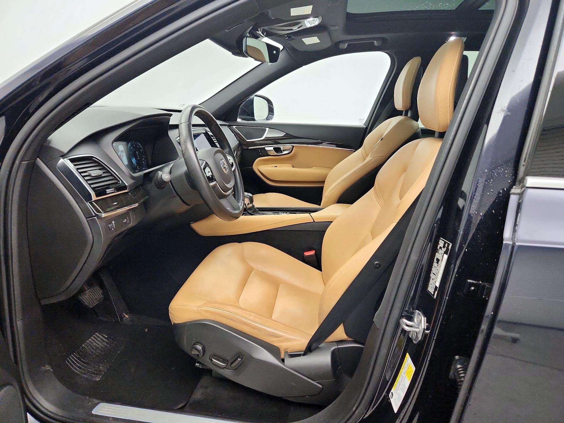 Thumbnail: 2017 Volvo XC90 - 11