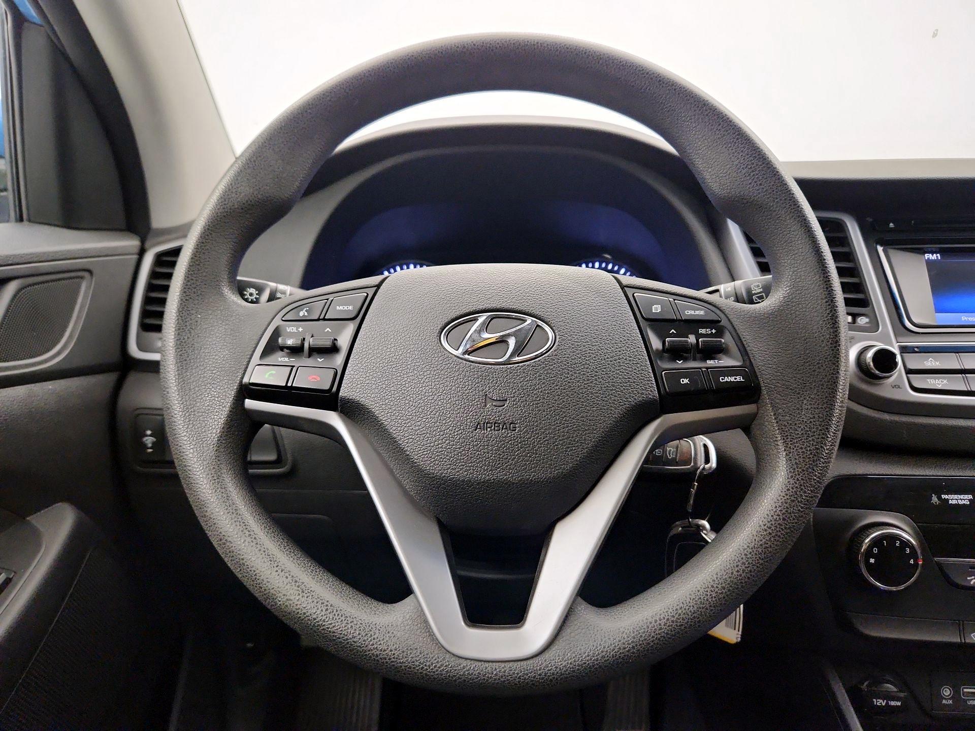 Thumbnail: 2017 Hyundai Tucson - 10