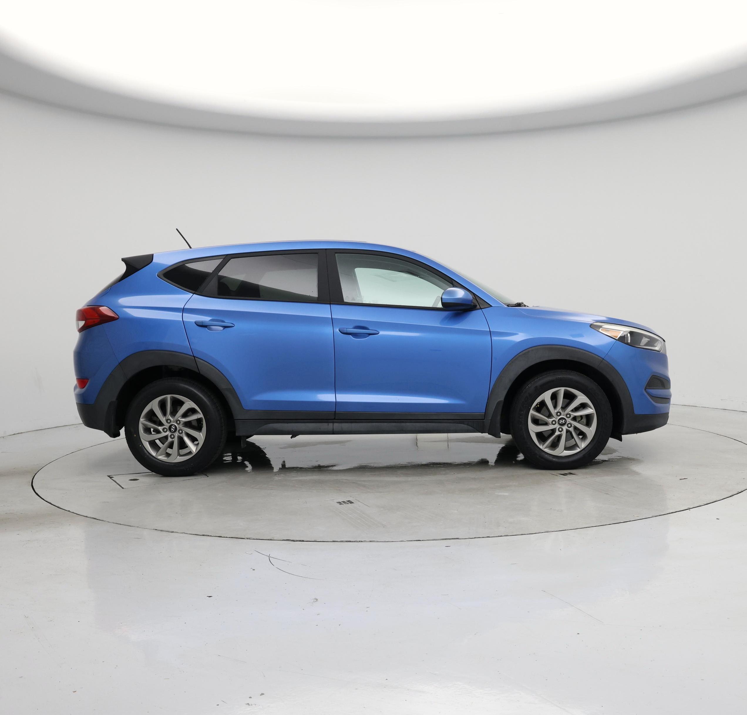 Thumbnail: 2017 Hyundai Tucson - 7