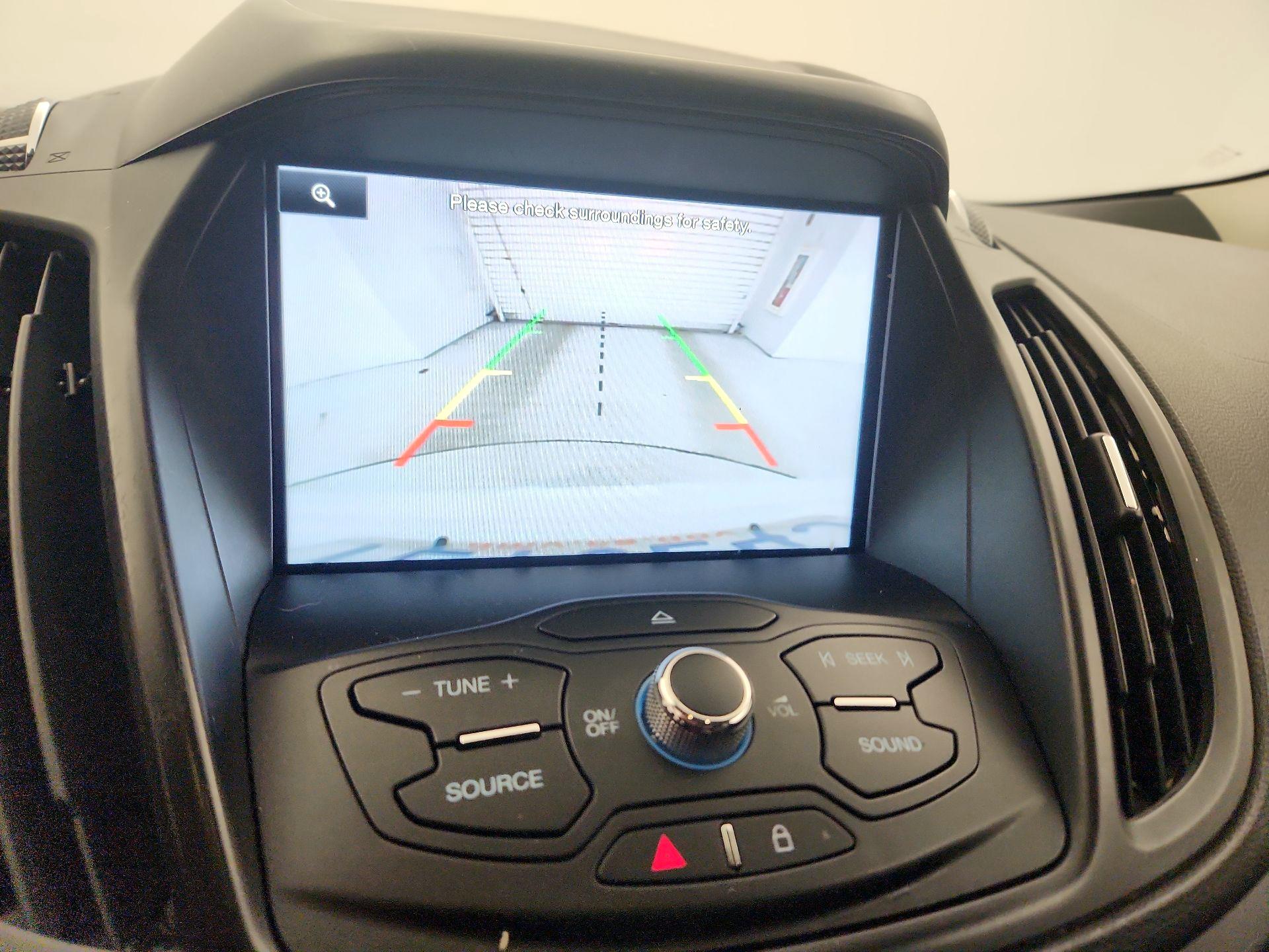 Thumbnail: 2015 Ford Escape - 14