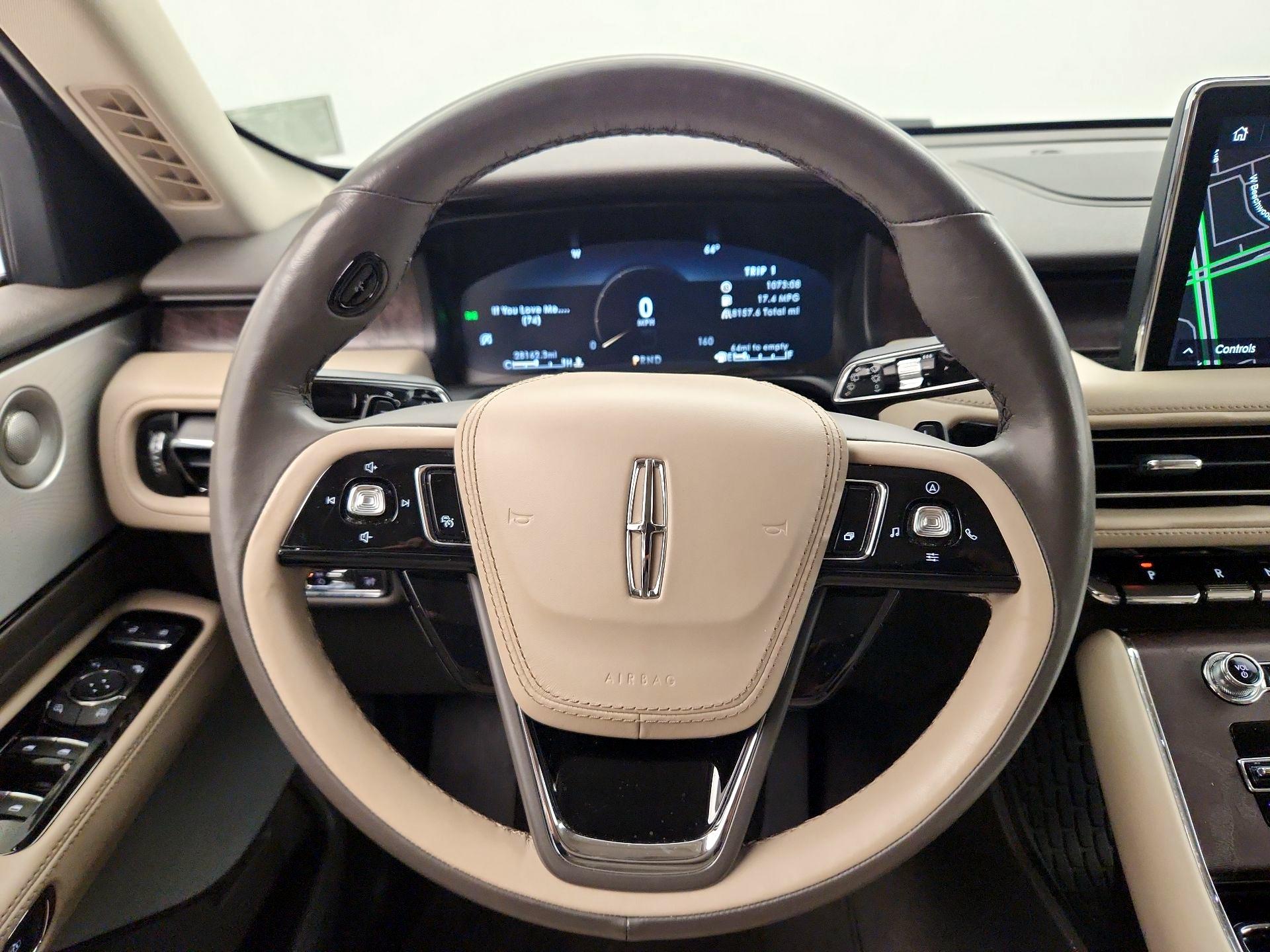 Thumbnail: 2022 Lincoln Aviator - 10