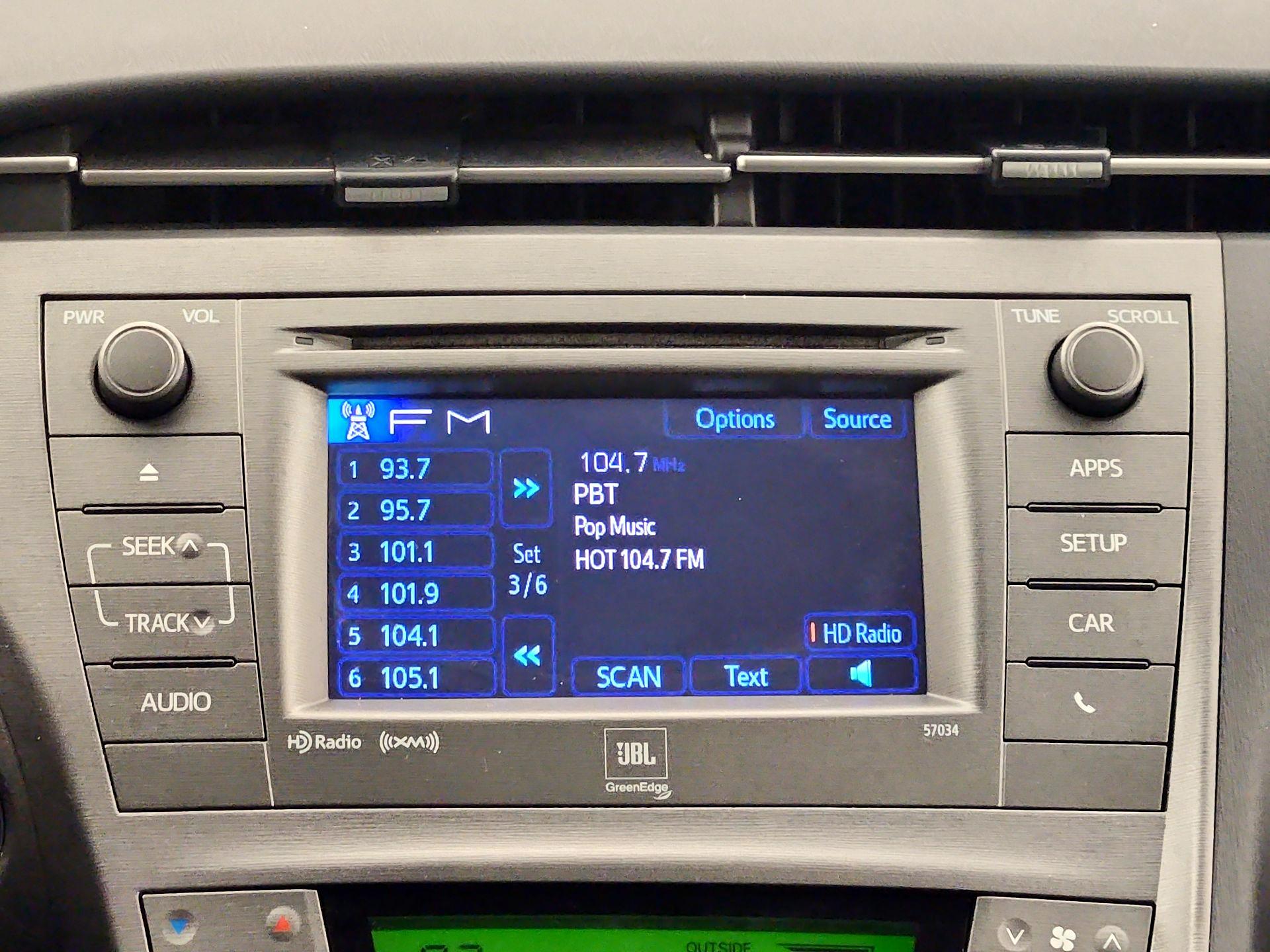 Thumbnail: 2015 Toyota Prius - 15