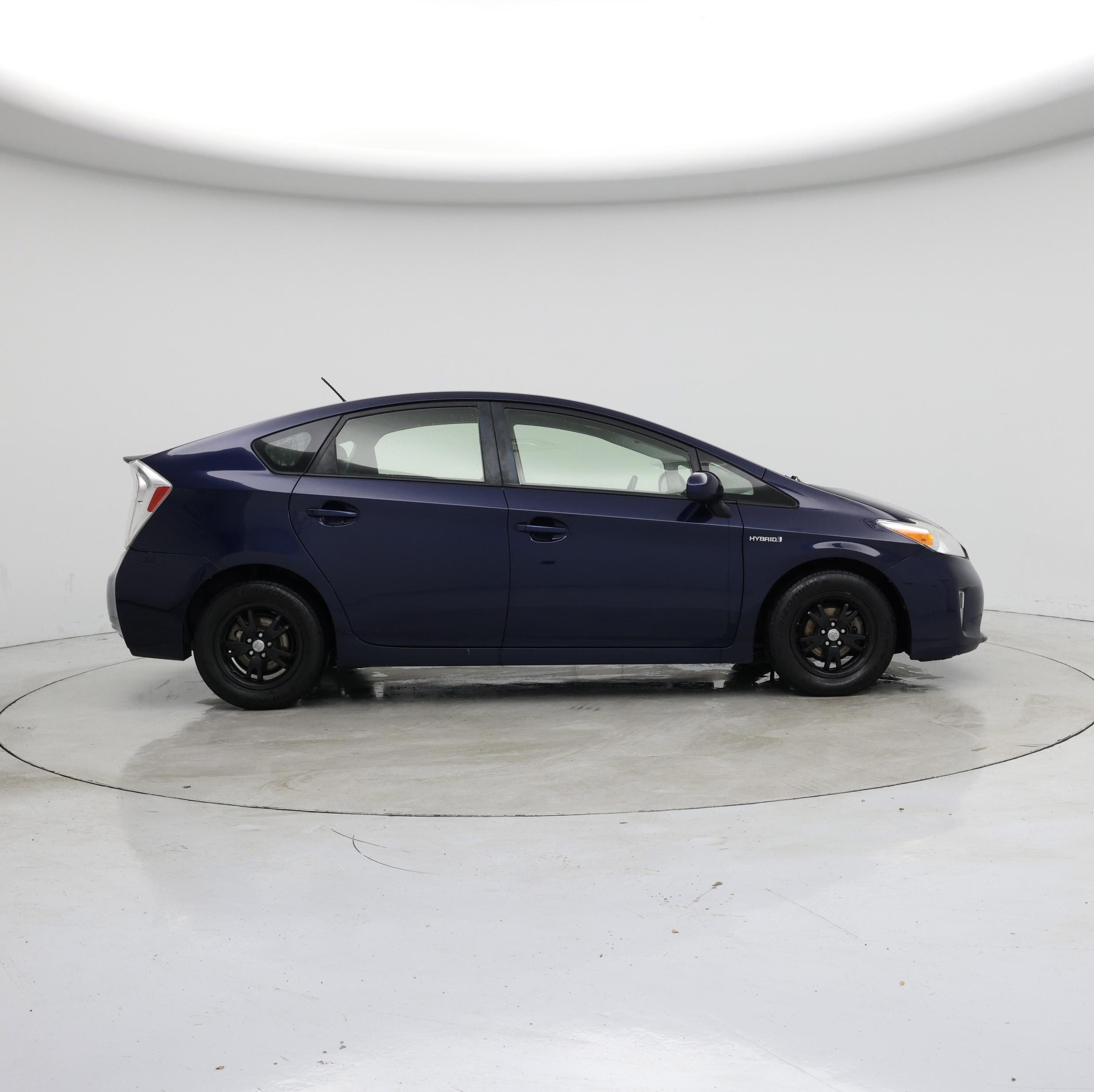 Thumbnail: 2015 Toyota Prius - 7