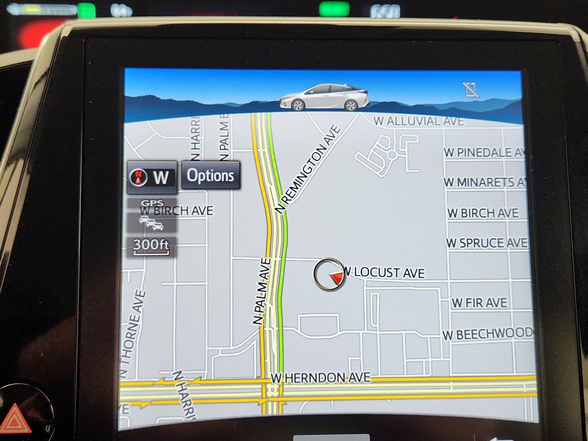 Thumbnail: 2022 Toyota Prius Prime - 14