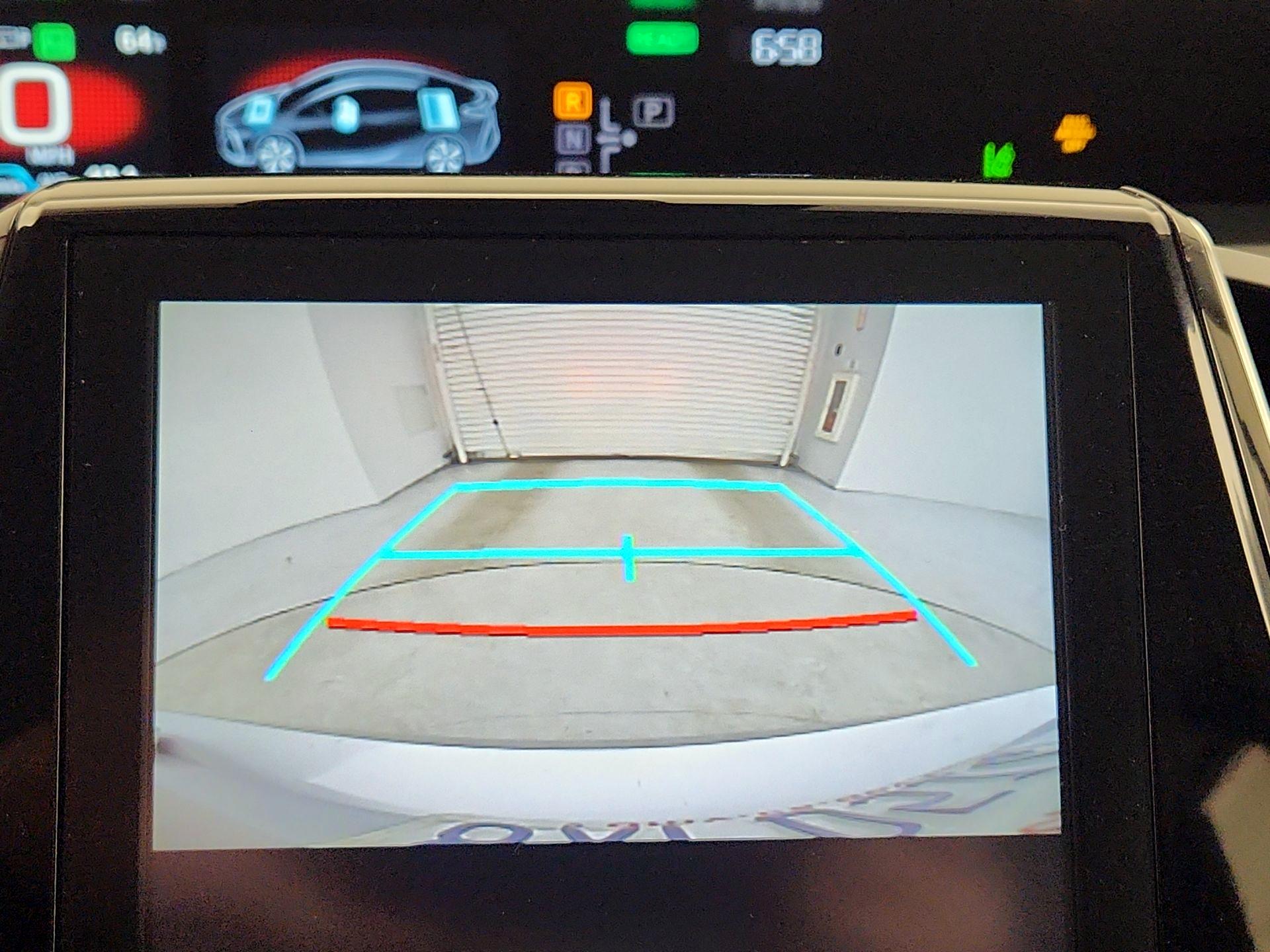 Thumbnail: 2022 Toyota Prius Prime - 15