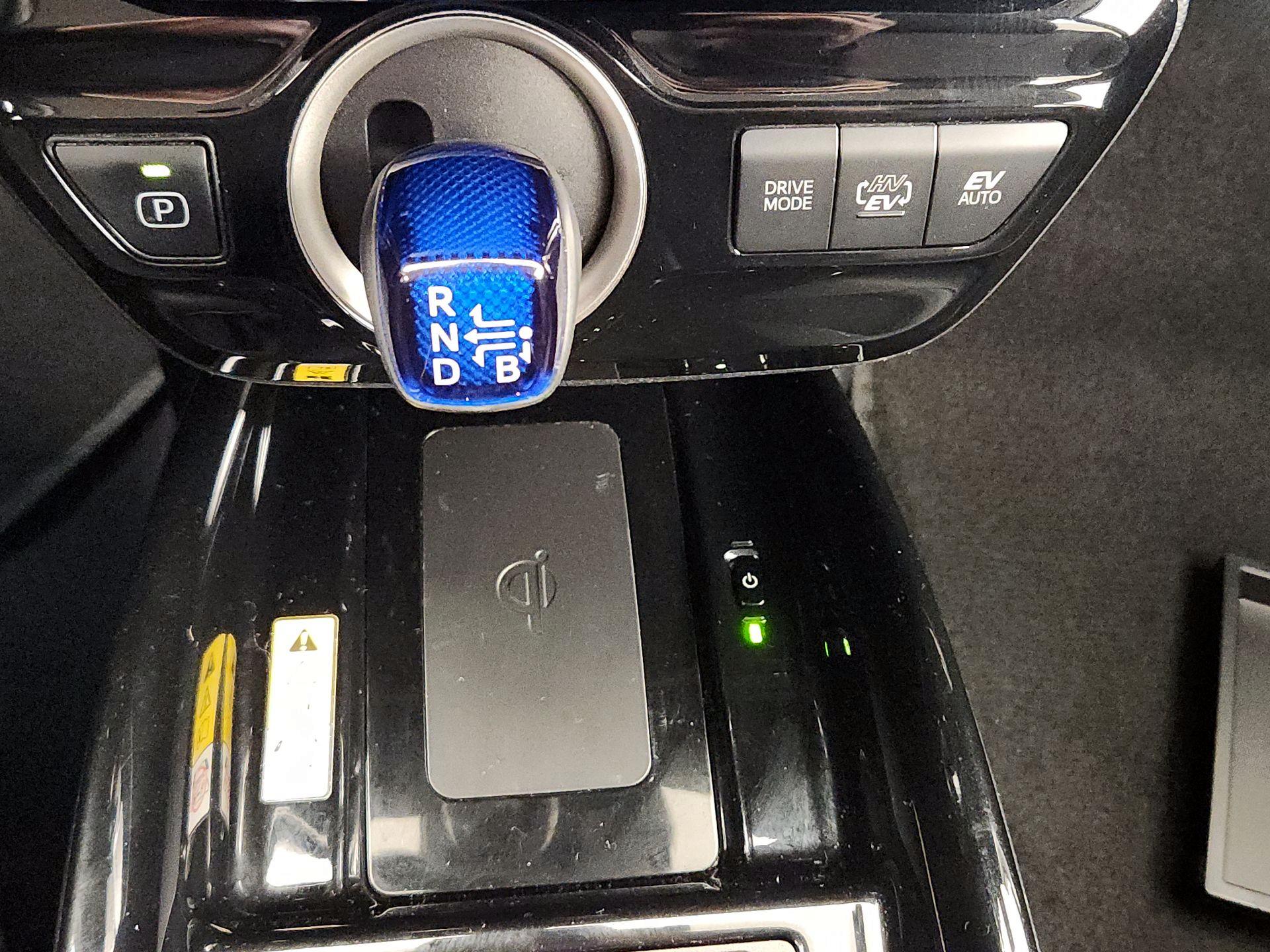 Thumbnail: 2022 Toyota Prius Prime - 18