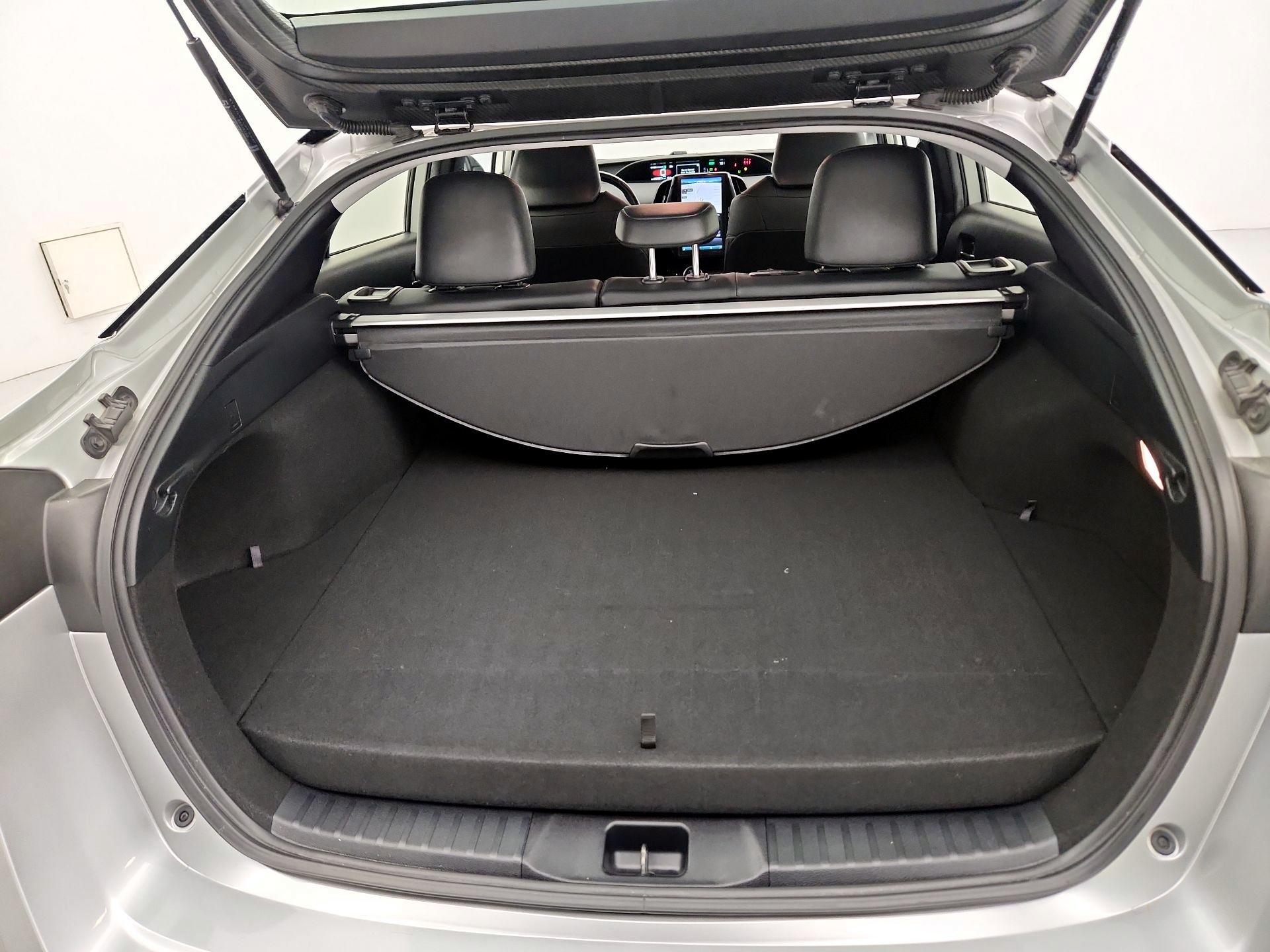 Thumbnail: 2022 Toyota Prius Prime - 20