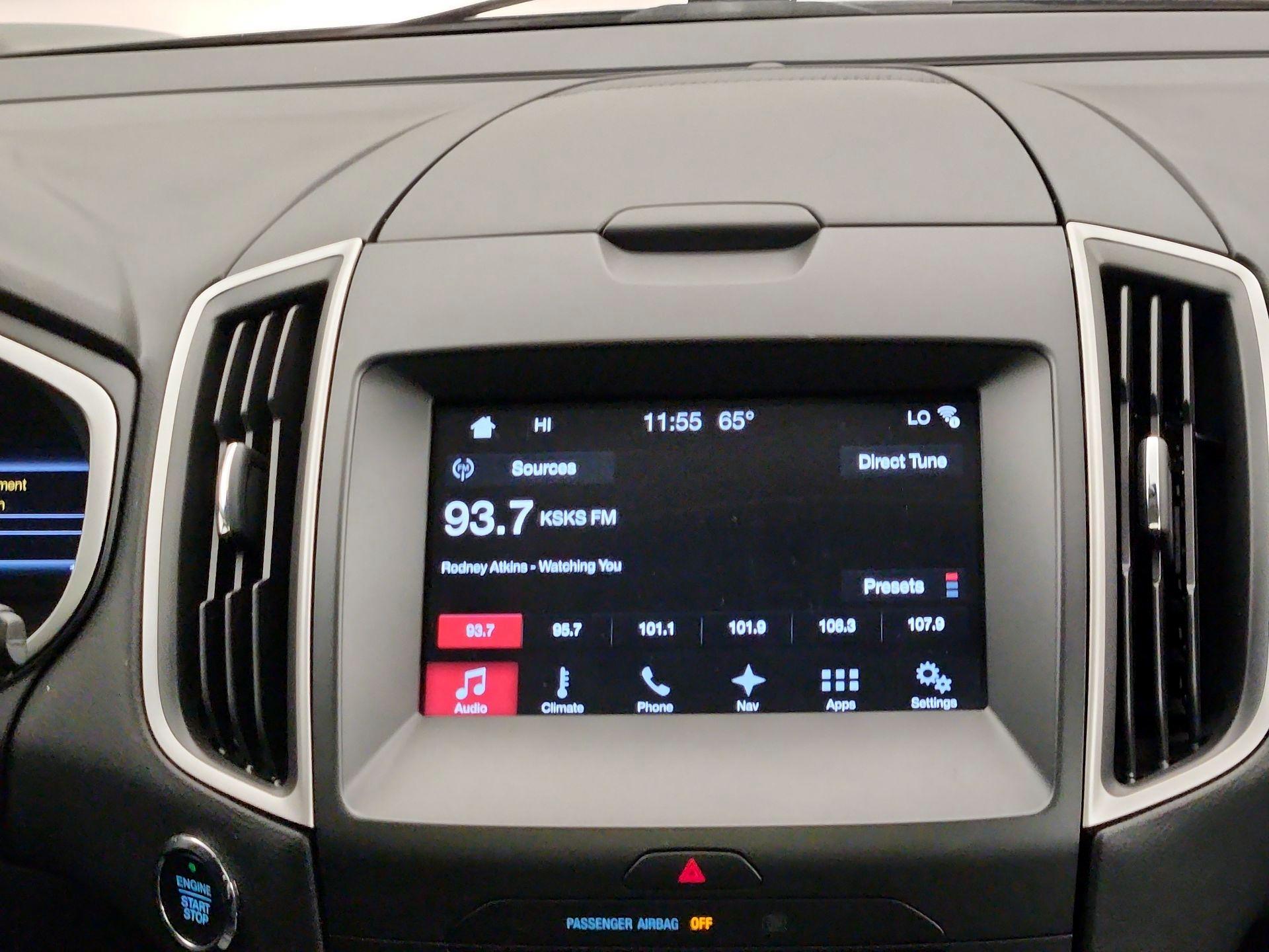 Thumbnail: 2017 Ford Edge - 16