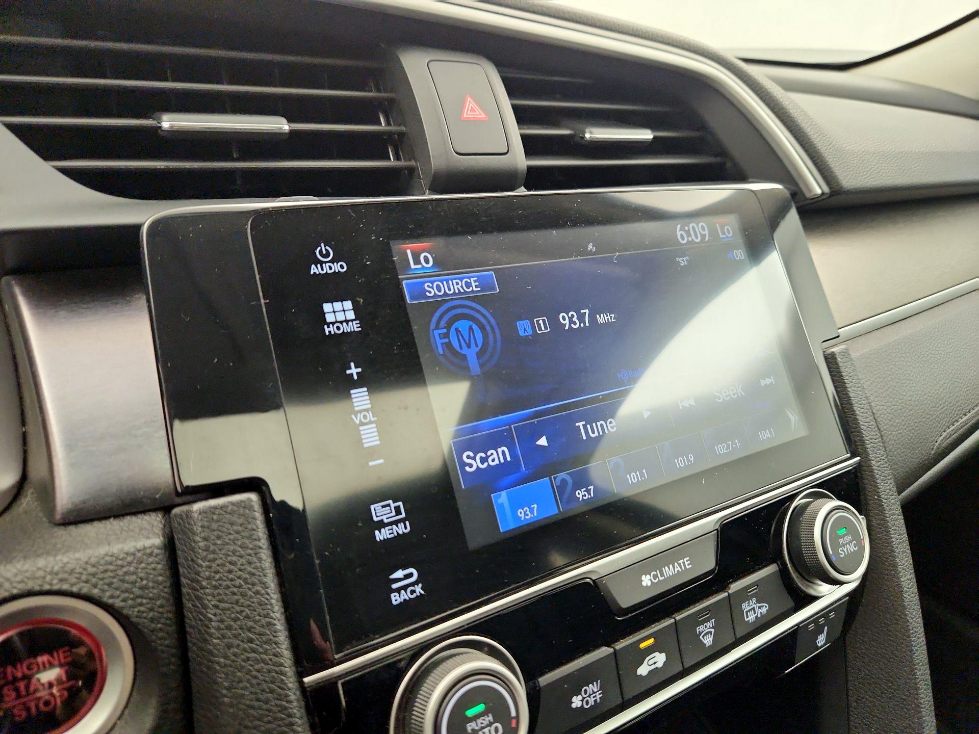 Thumbnail: 2016 Honda Civic - 15