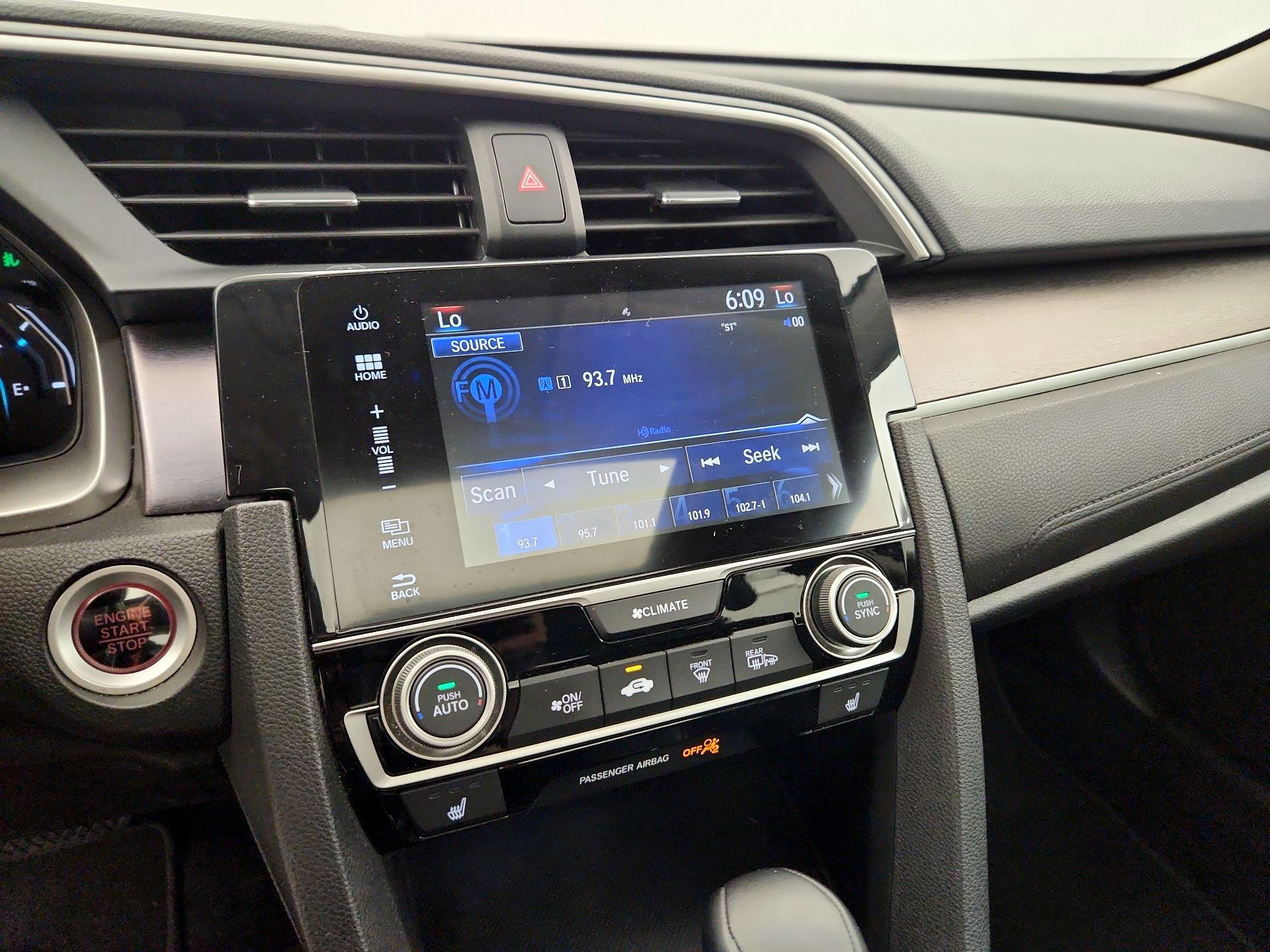 Thumbnail: 2016 Honda Civic - 16