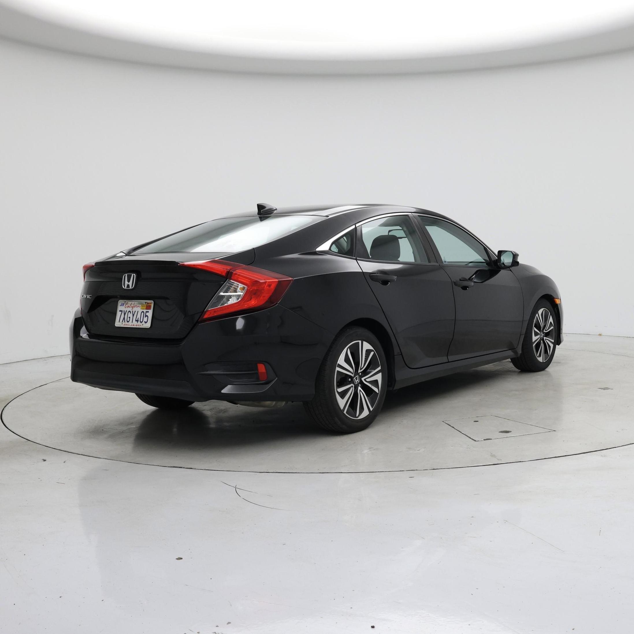 Thumbnail: 2016 Honda Civic - 8