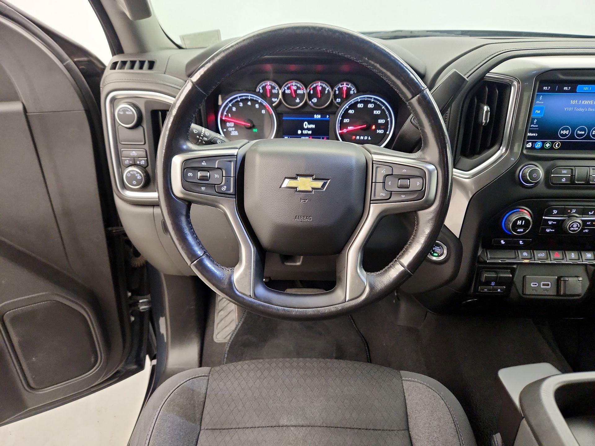 Thumbnail: 2020 Chevrolet Silverado 1500 - 10