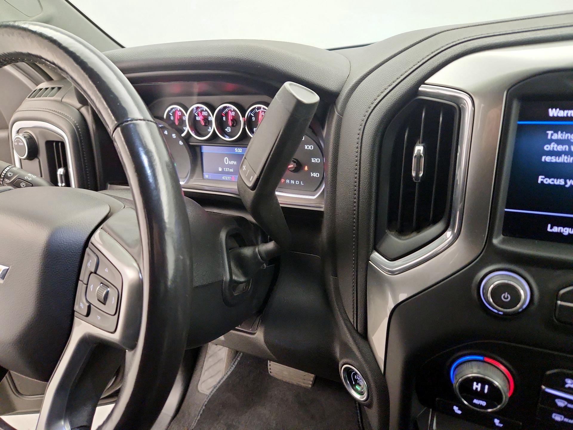 Thumbnail: 2020 Chevrolet Silverado 1500 - 17