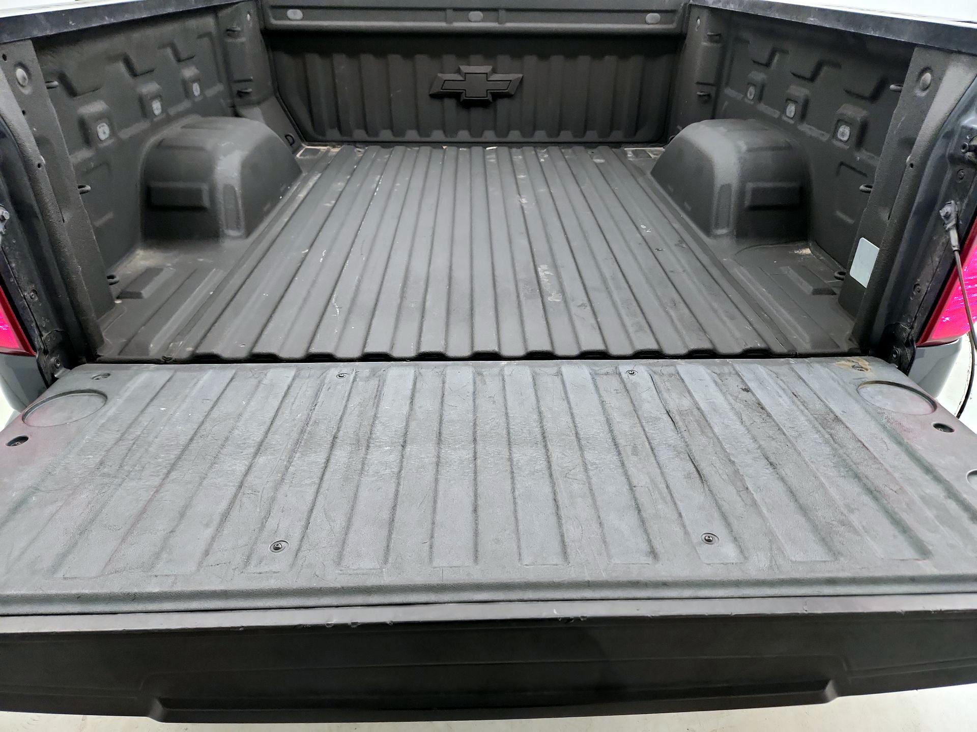 Thumbnail: 2020 Chevrolet Silverado 1500 - 20