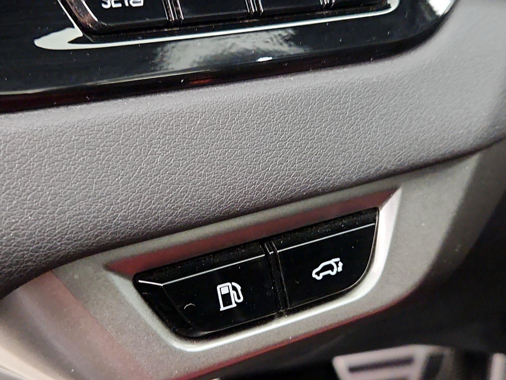 Thumbnail: 2023 Lexus RX - 13