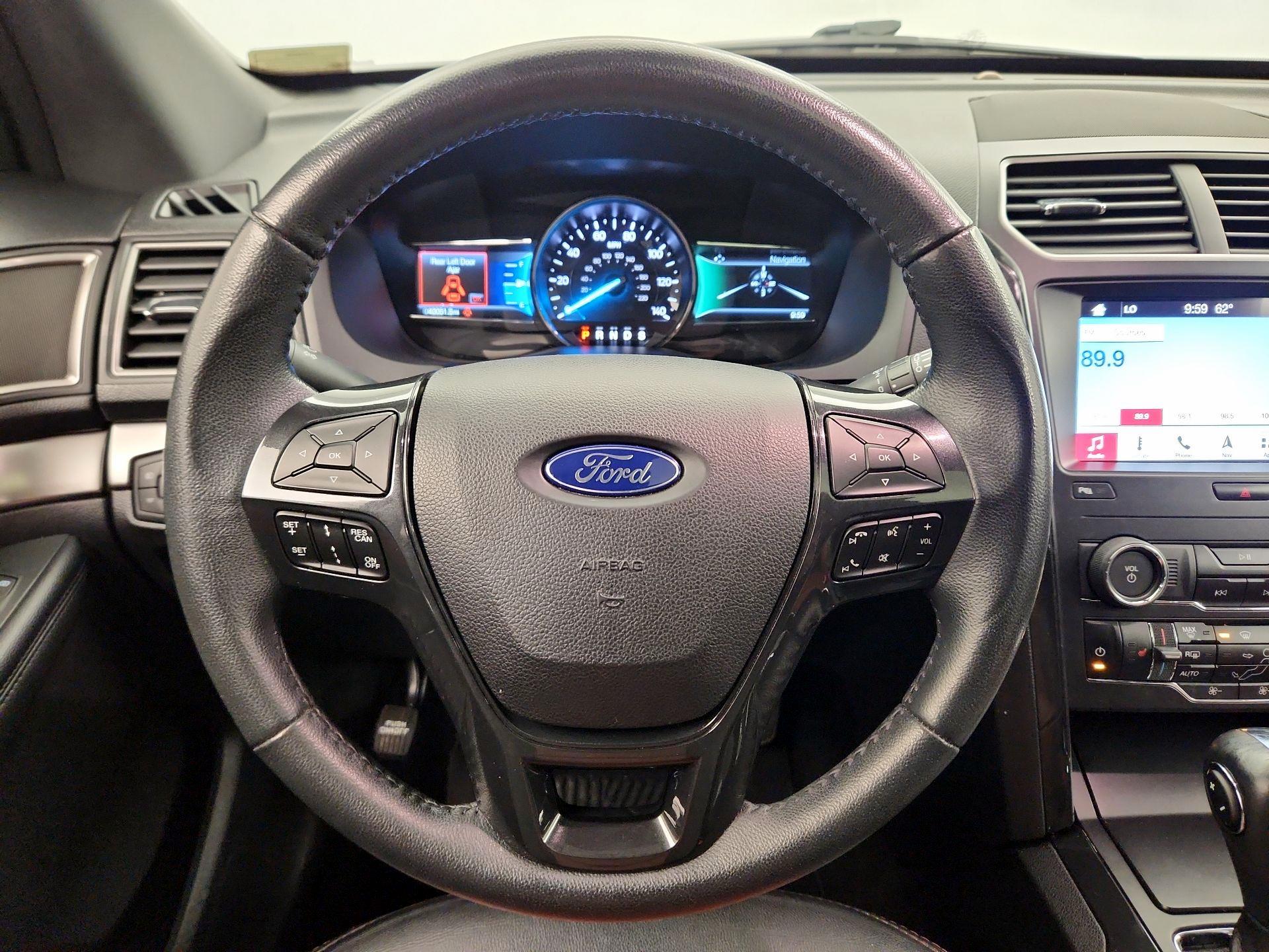 Thumbnail: 2019 Ford Explorer - 10