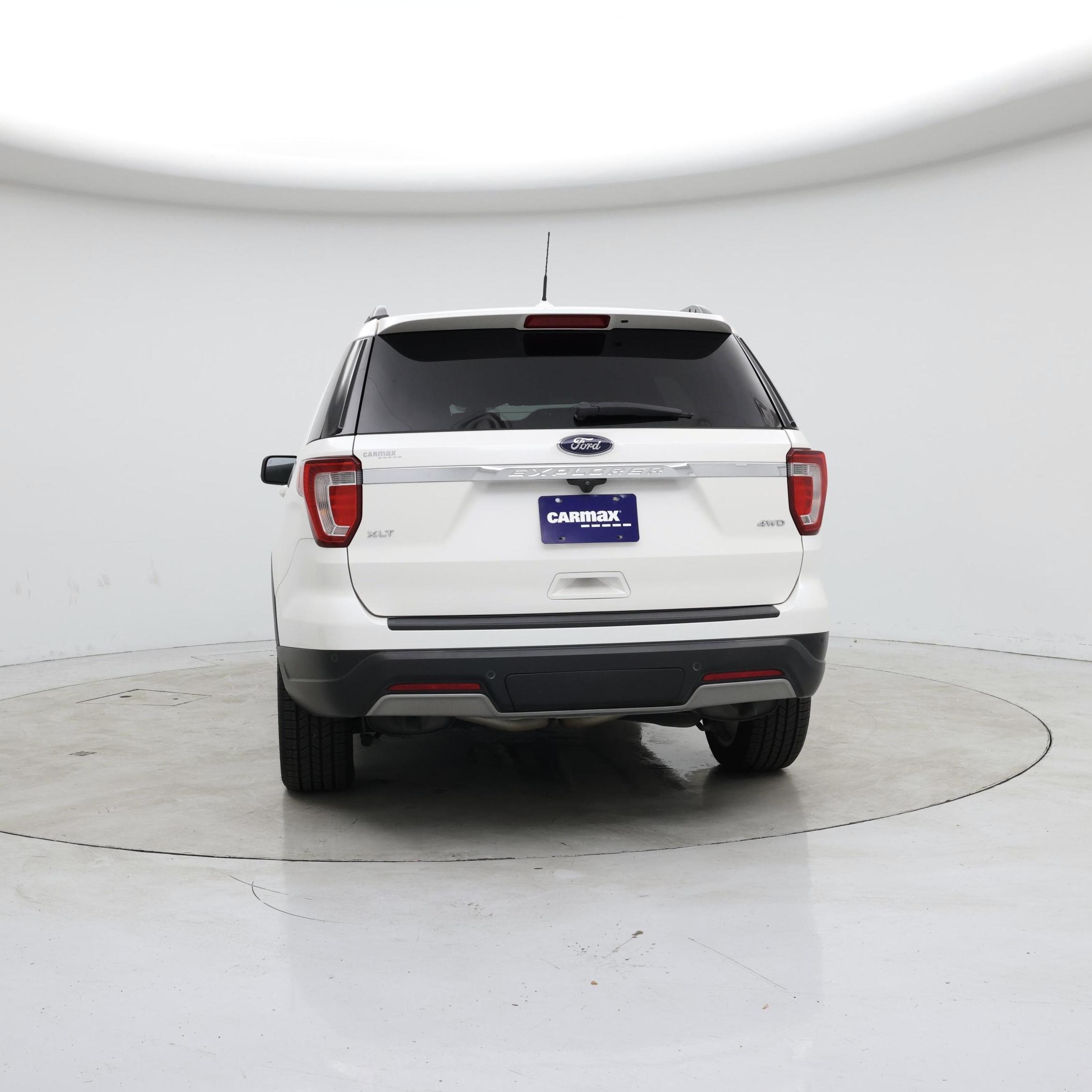 Thumbnail: 2019 Ford Explorer - 6