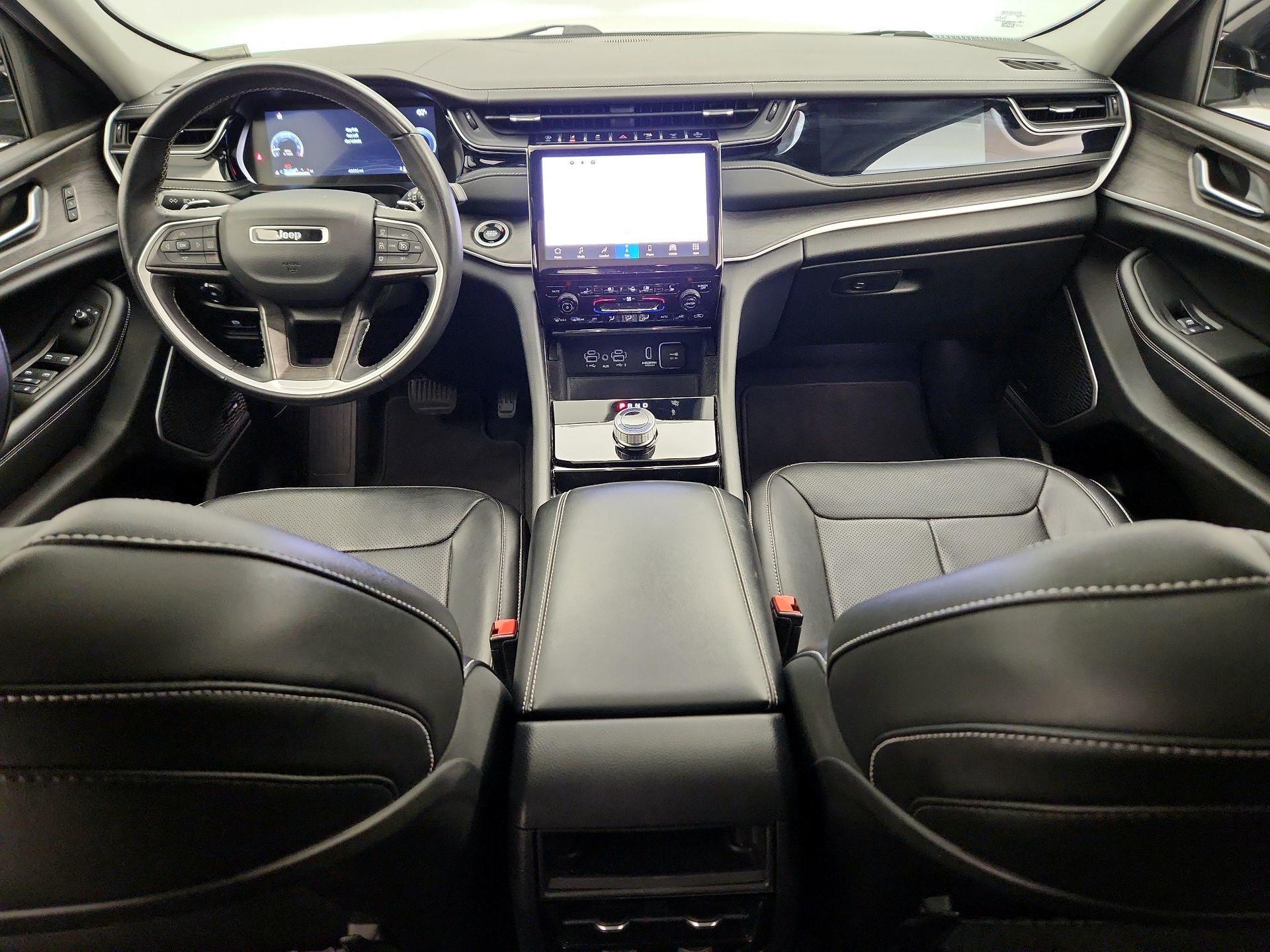 Thumbnail: 2022 Jeep Grand Cherokee - 9