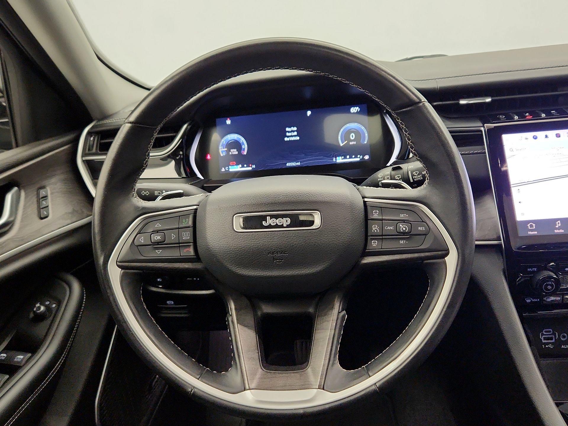 Thumbnail: 2022 Jeep Grand Cherokee - 10