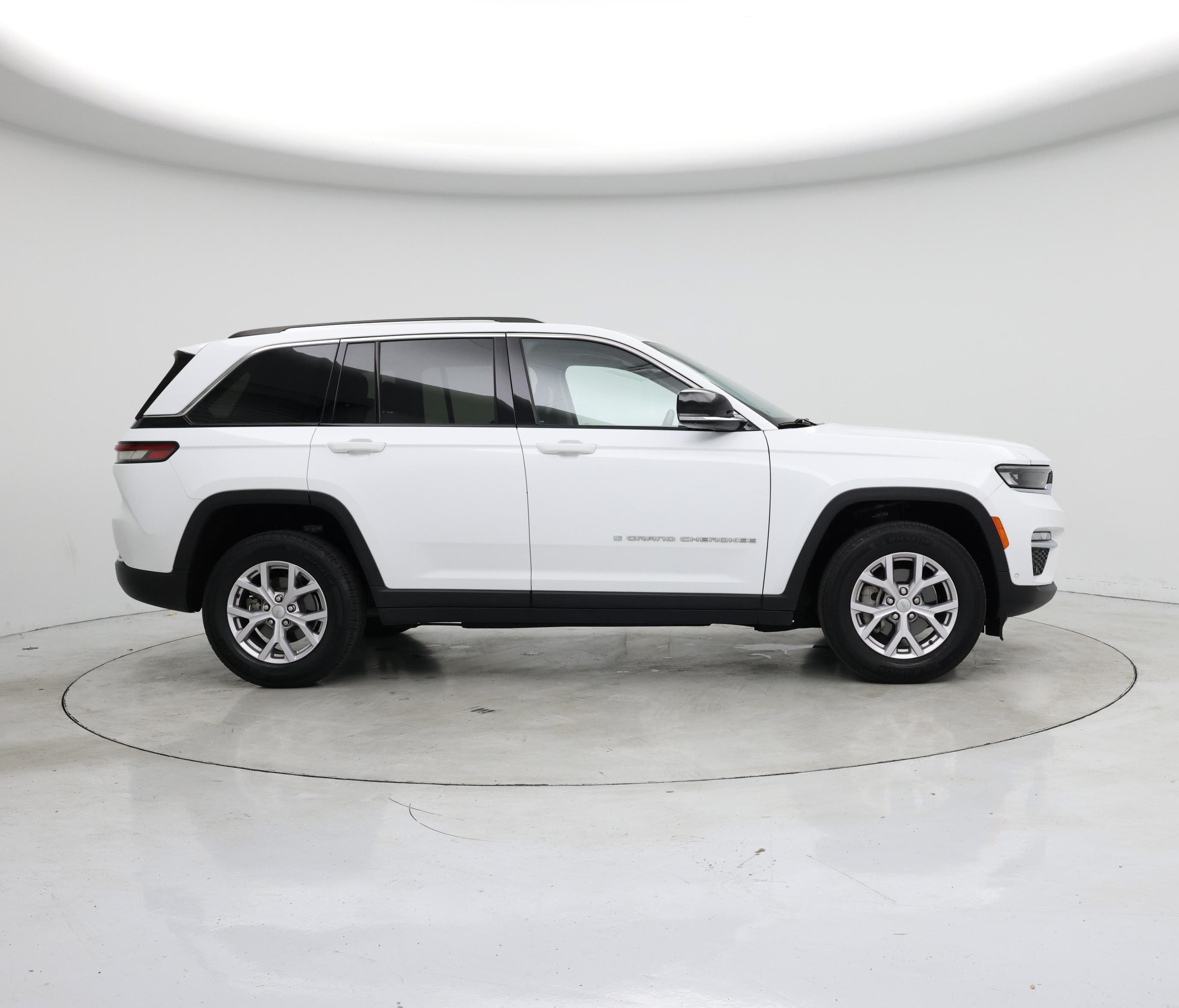 Thumbnail: 2022 Jeep Grand Cherokee - 7