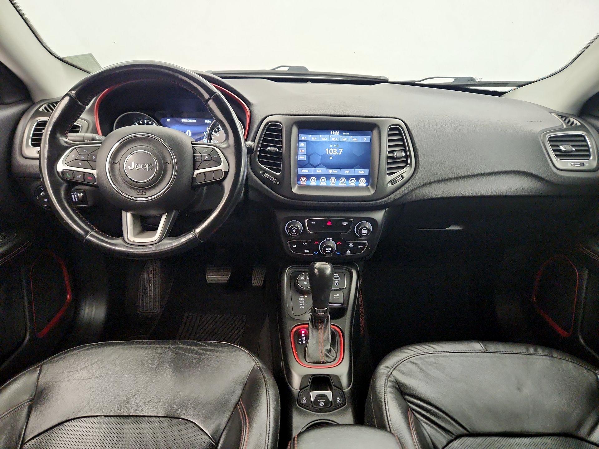 Thumbnail: 2018 Jeep Compass - 9