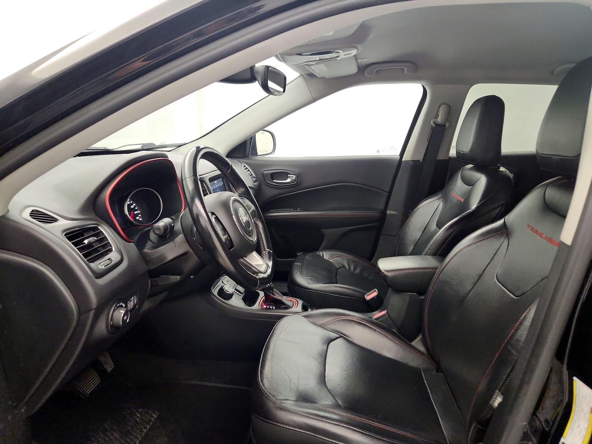 Thumbnail: 2018 Jeep Compass - 11