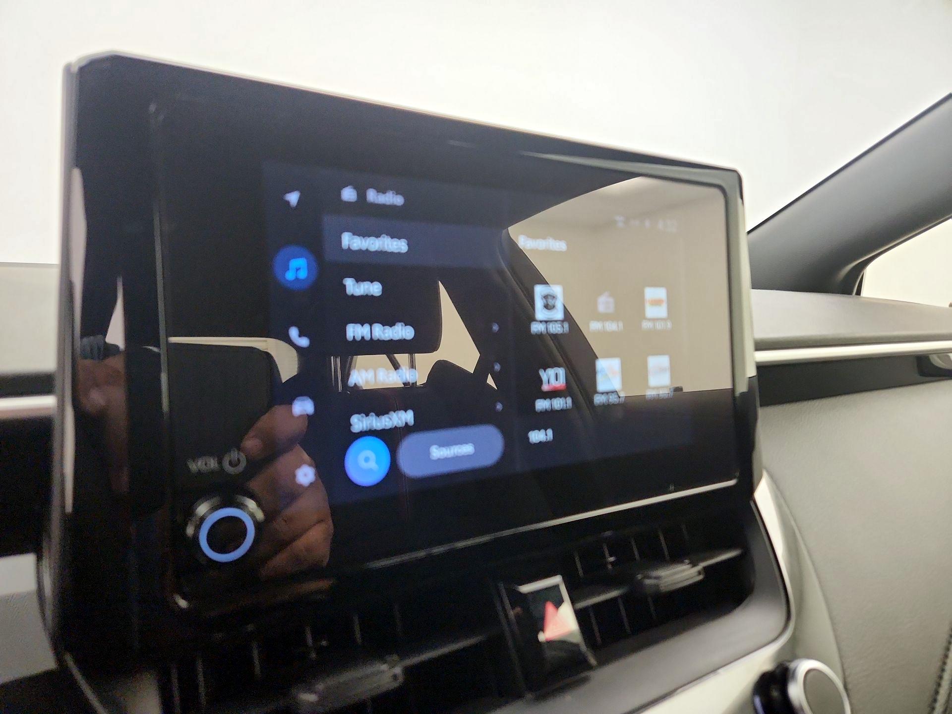 Thumbnail: 2025 Toyota Corolla - 15