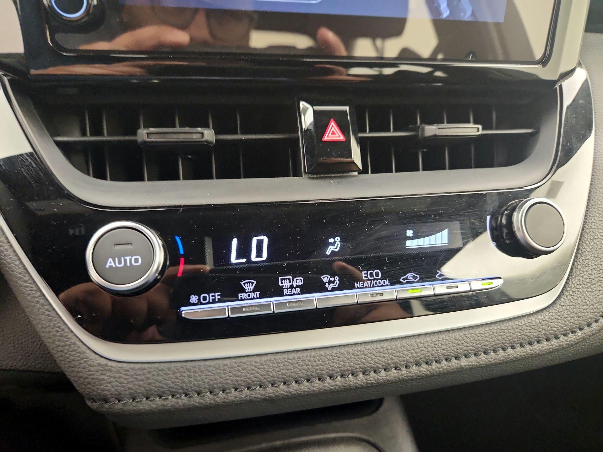 Thumbnail: 2025 Toyota Corolla - 16