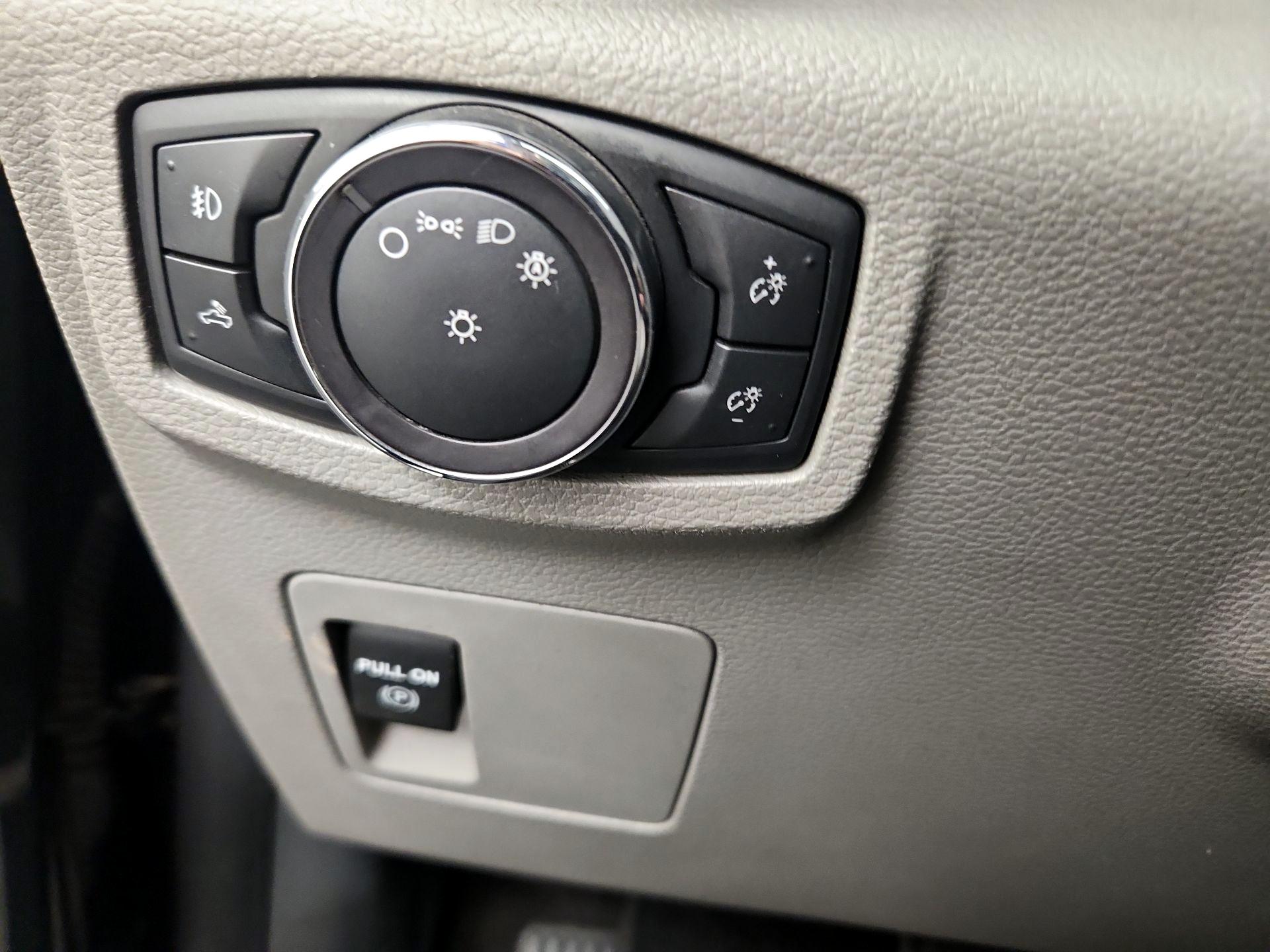 Thumbnail: 2018 Ford F-150 - 13