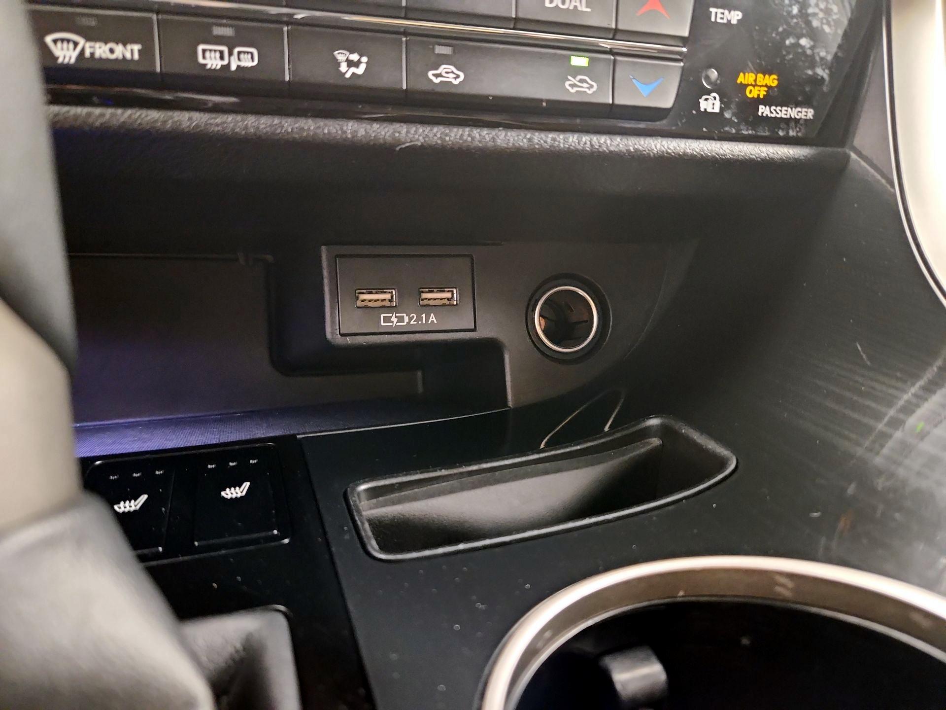 Thumbnail: 2022 Lexus RX - 18