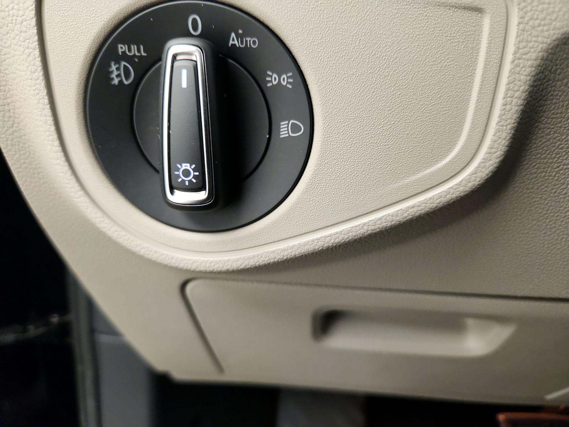 Thumbnail: 2019 Volkswagen Atlas - 13