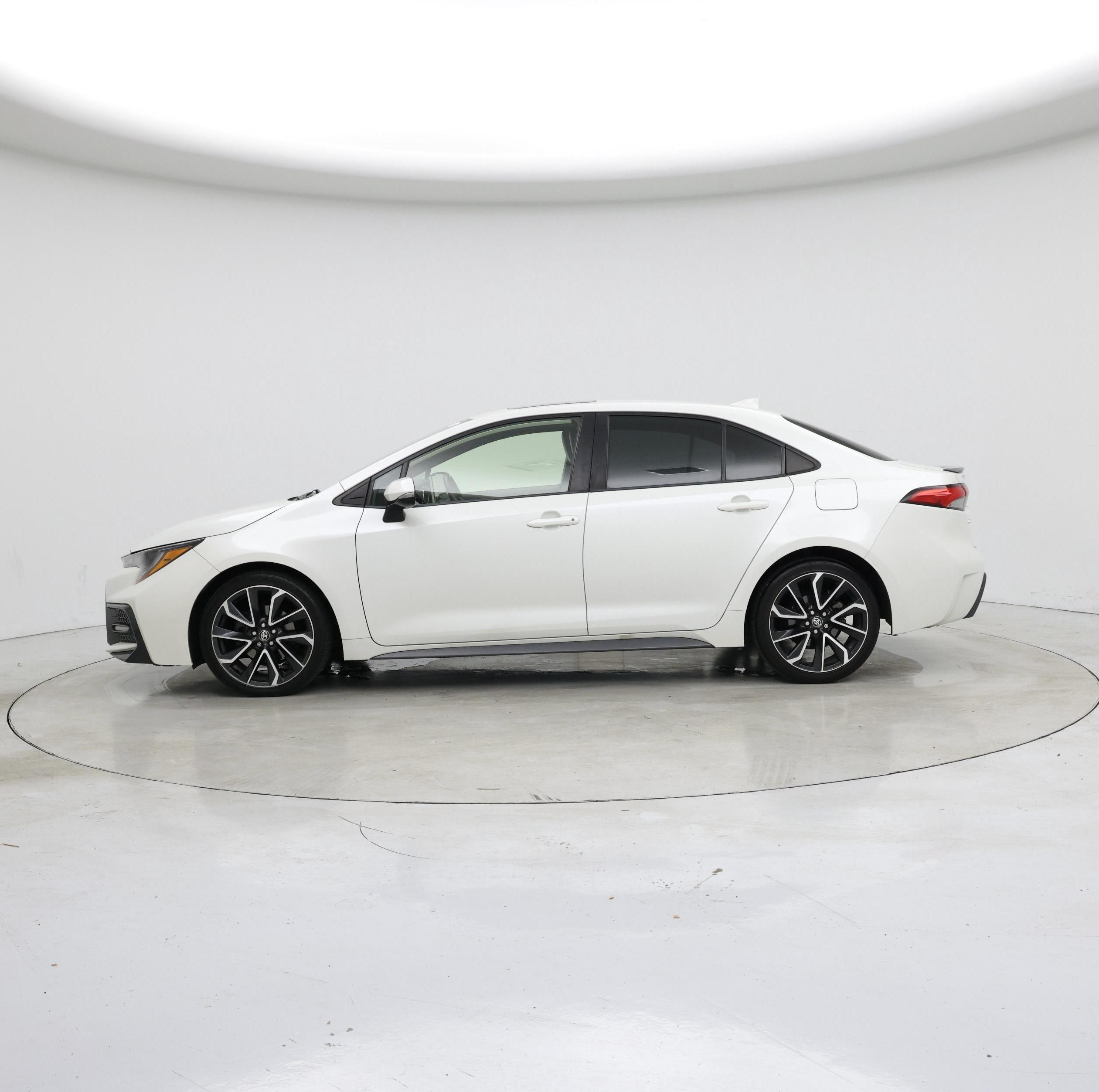 Thumbnail: 2021 Toyota Corolla - 3