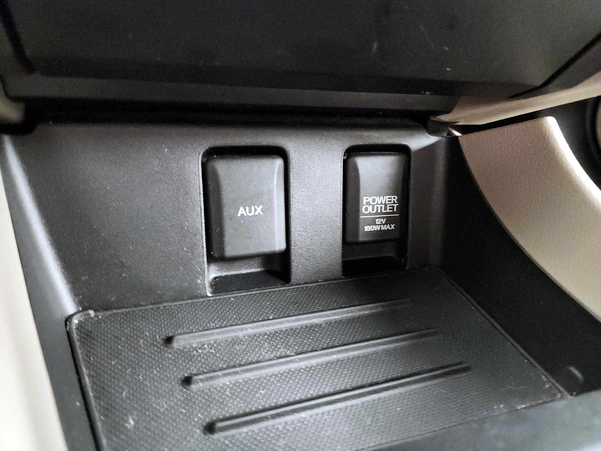 Thumbnail: 2015 Honda Civic - 18