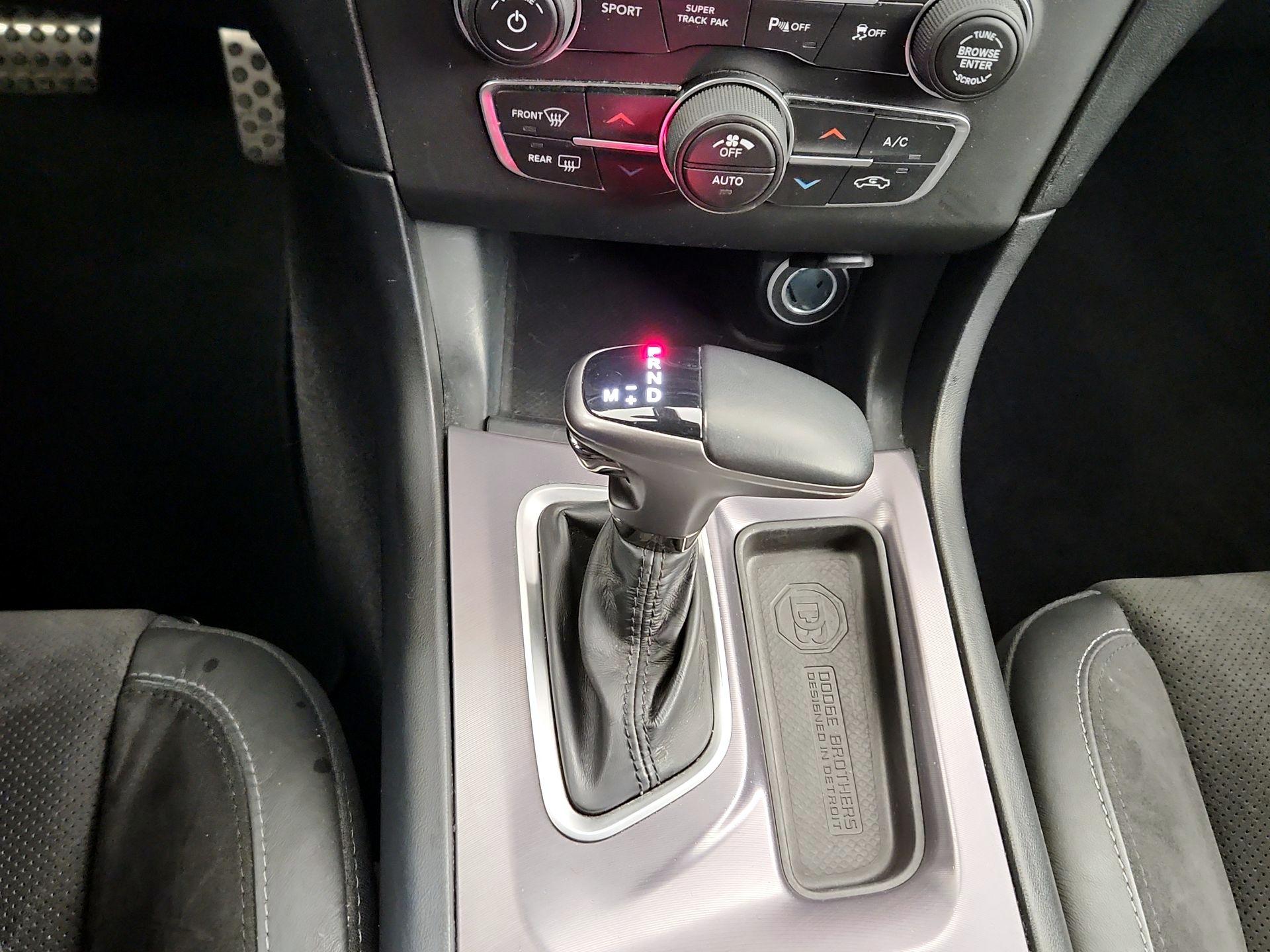 Thumbnail: 2021 Dodge Charger - 17