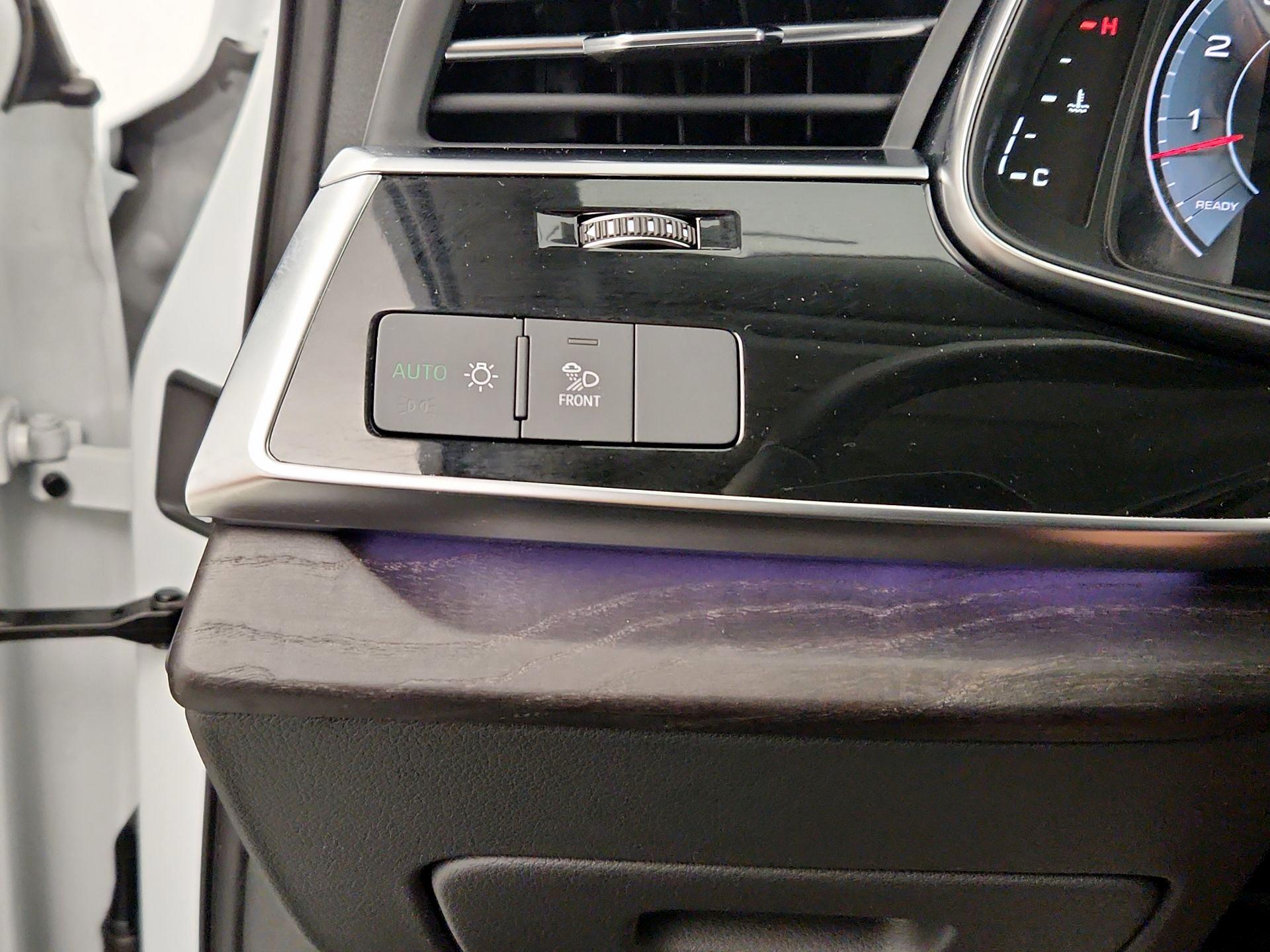 Thumbnail: 2023 Audi Q7 - 13