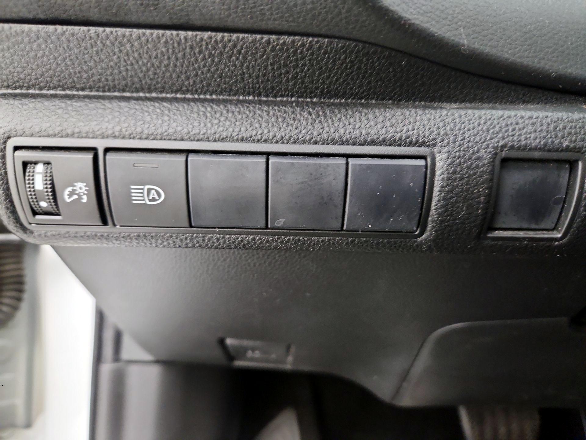 Thumbnail: 2021 Toyota Corolla - 13