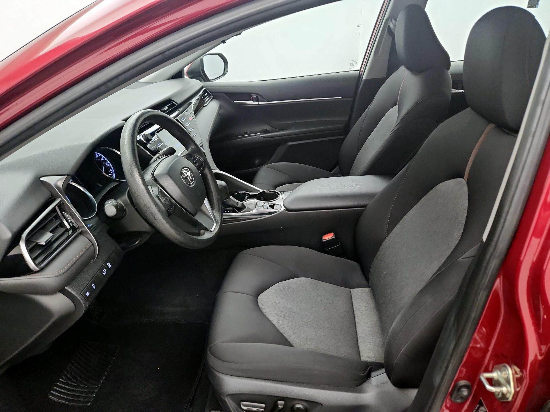 Thumbnail: 2019 Toyota Camry - 11