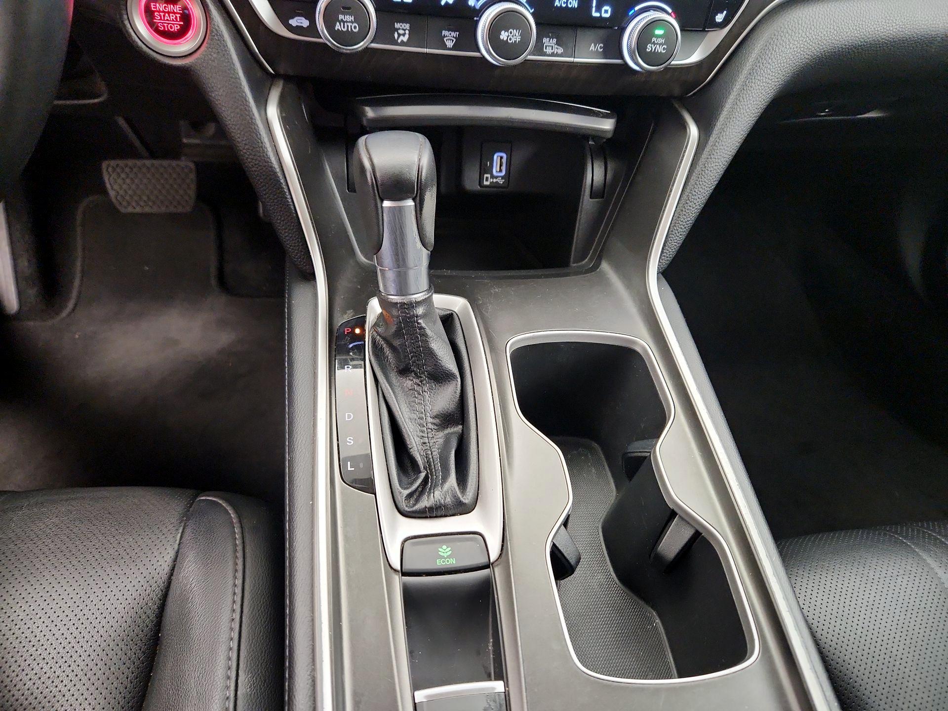 Thumbnail: 2018 Honda Accord - 17