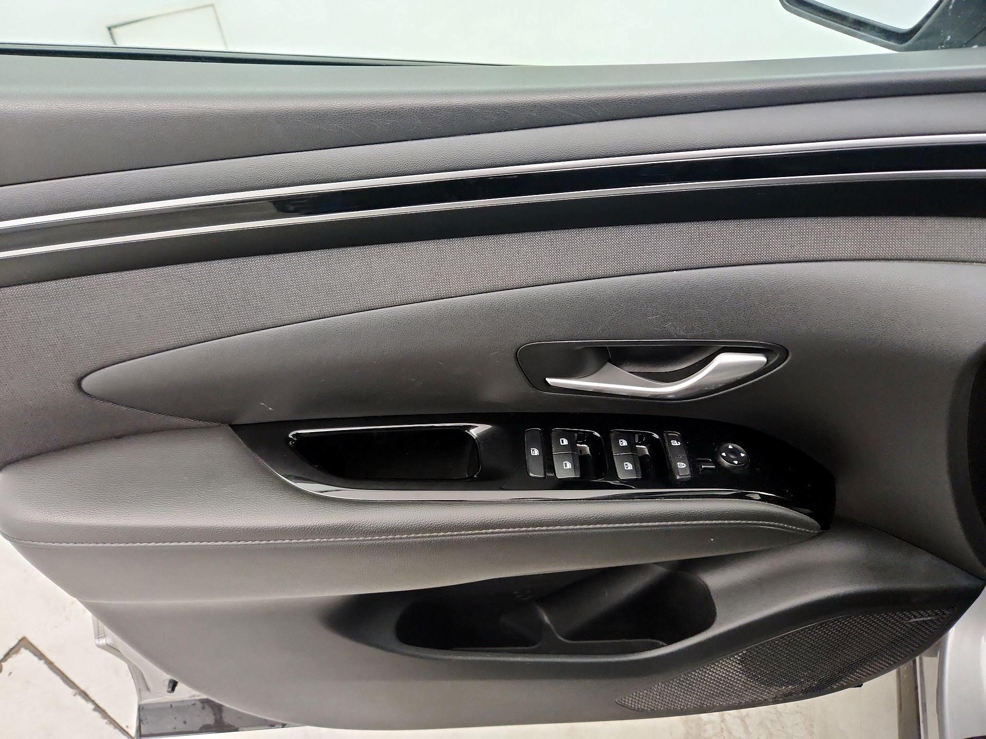 Thumbnail: 2022 Hyundai Tucson - 12